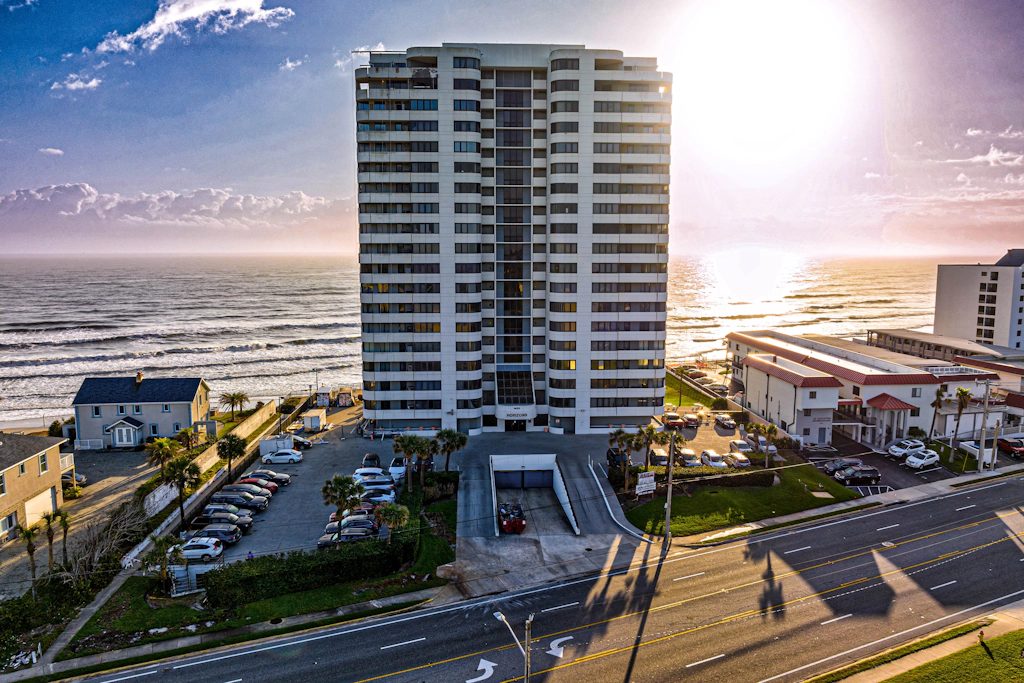 Horizons 504 - Daytona Beach Living