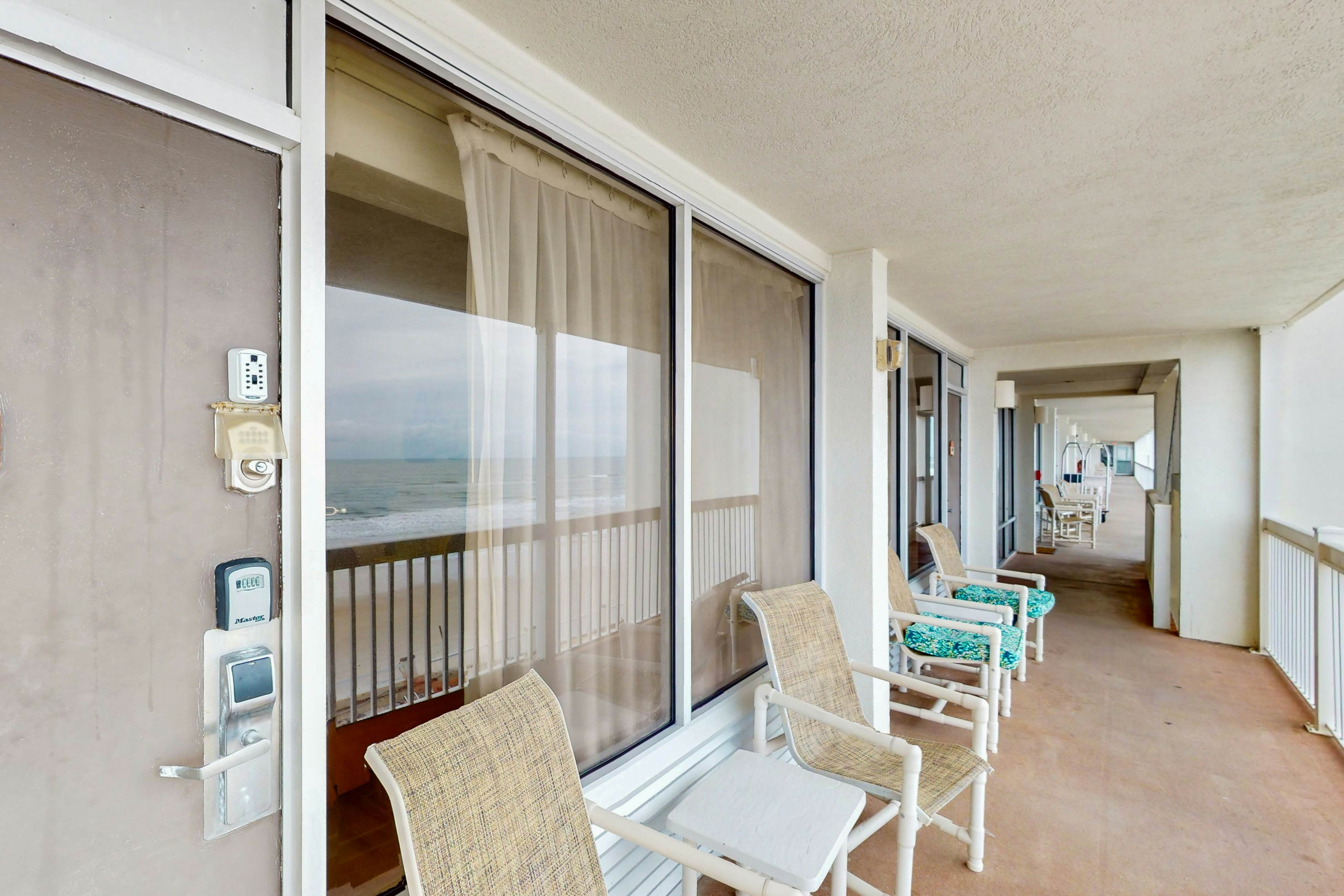 Daytona Beach Resort 410 - Sunrise Joy