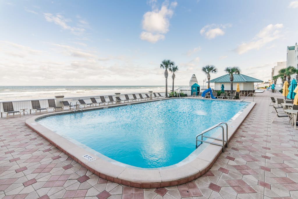 Stylish Oceanfront Studio | Pools, Views, Walk to Restaurants & Beach