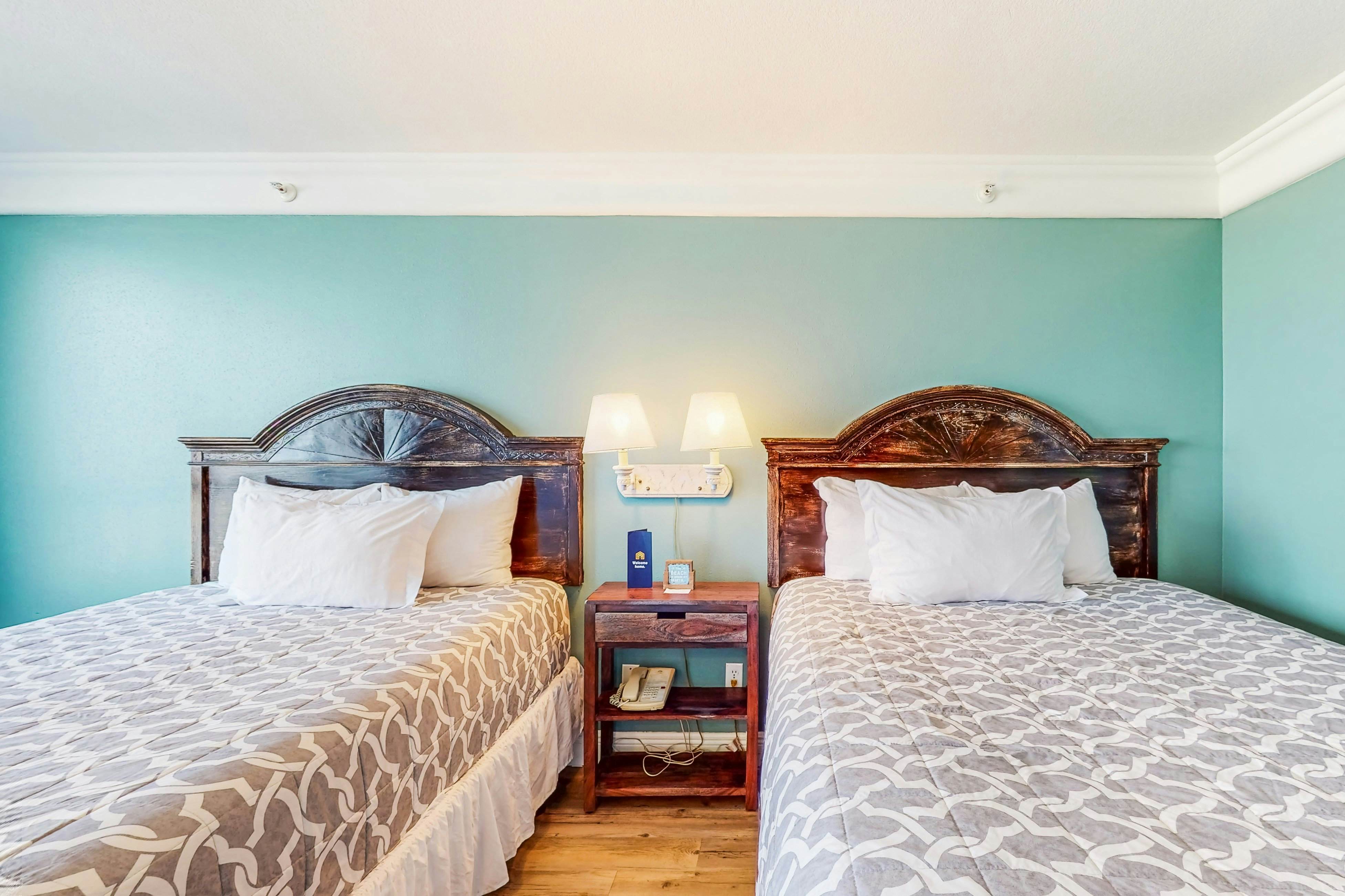 Daytona Beach Resort 1021 - Beach Vibes