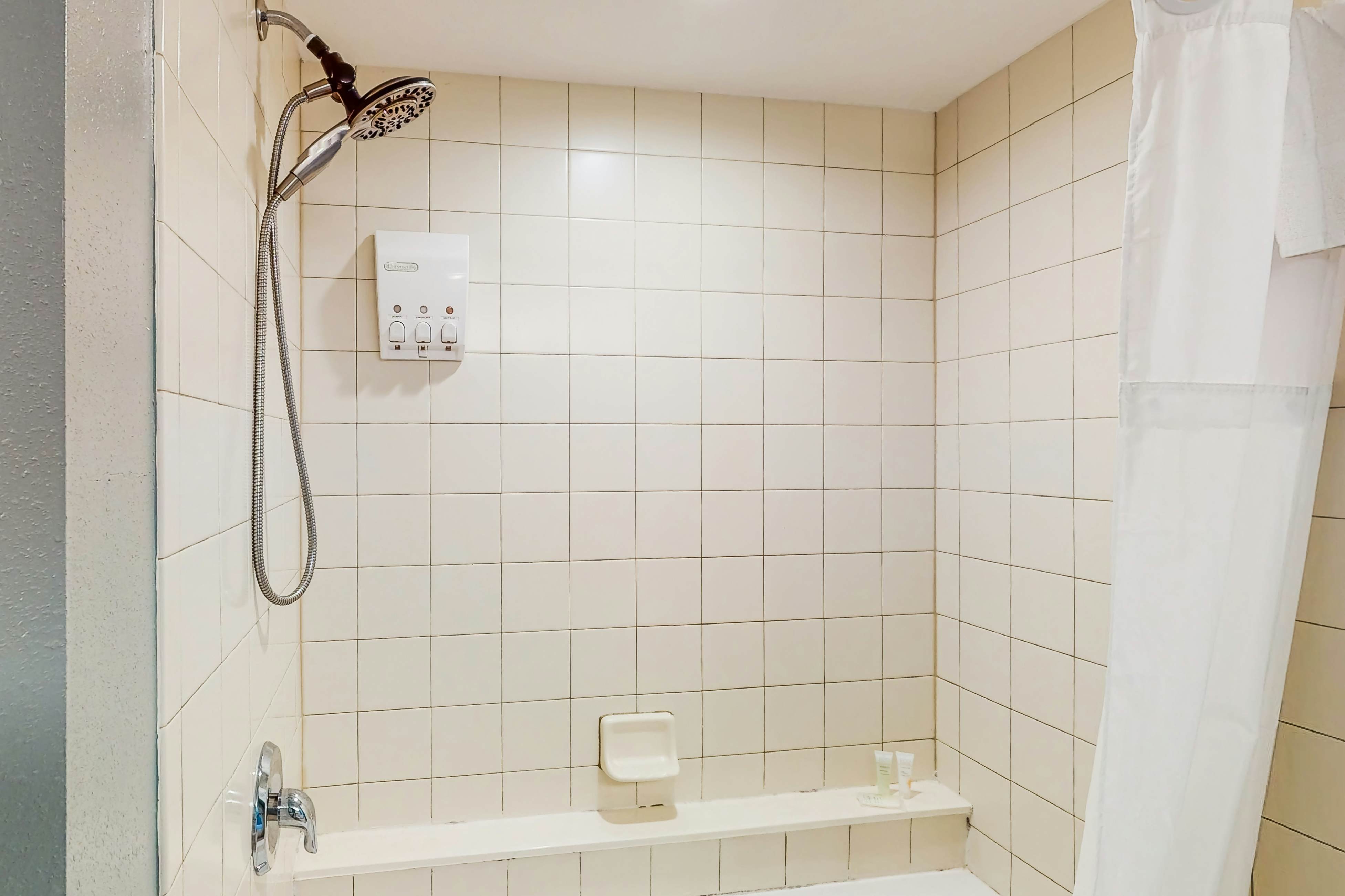 Daytona Beach Resort 1021 - Beach Vibes