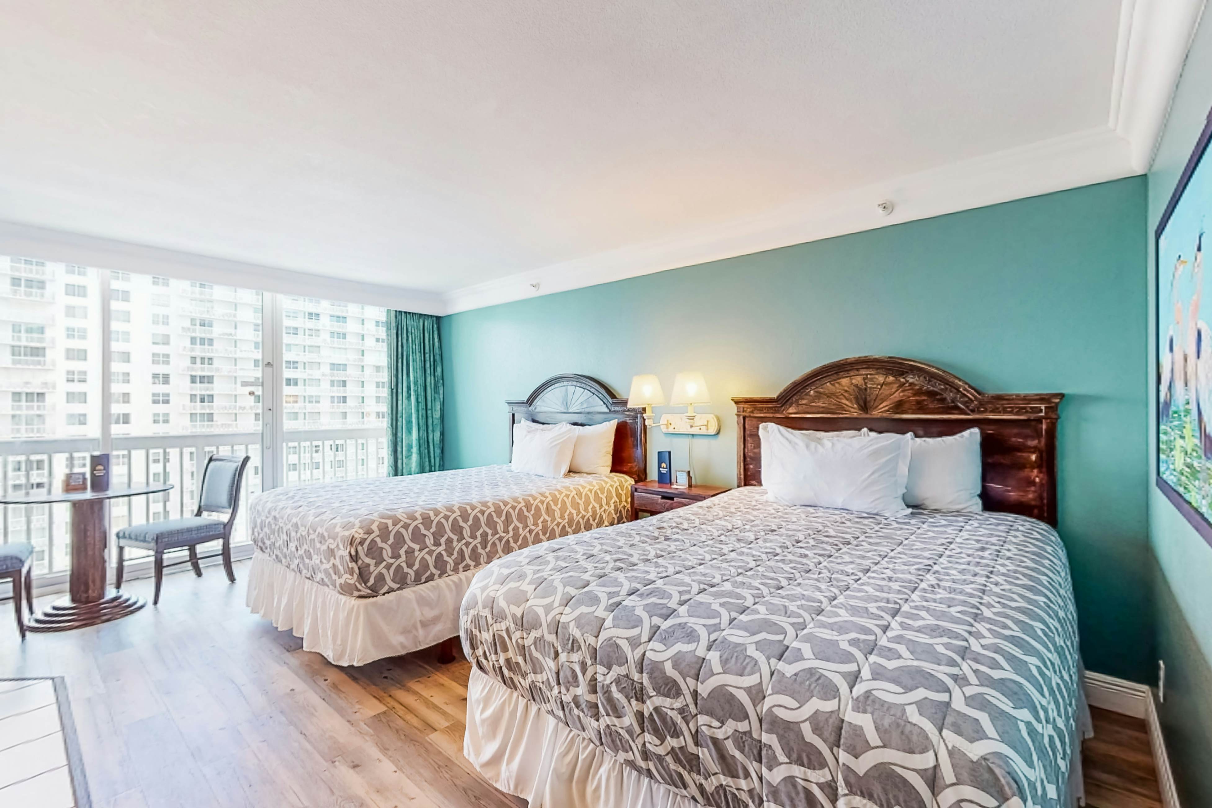 Daytona Beach Resort 1021 - Beach Vibes