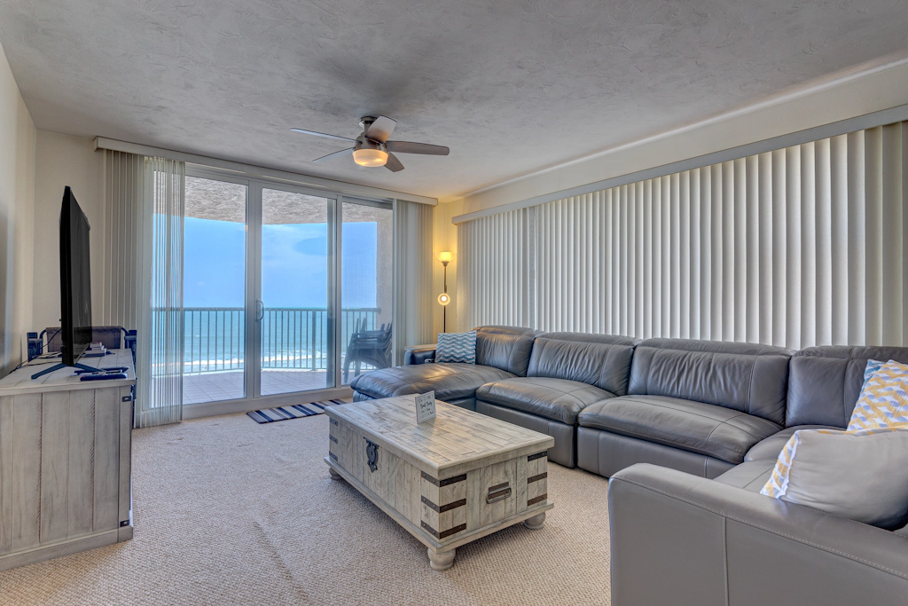 DiMucci Twin Towers 404 - Ocean Oasis