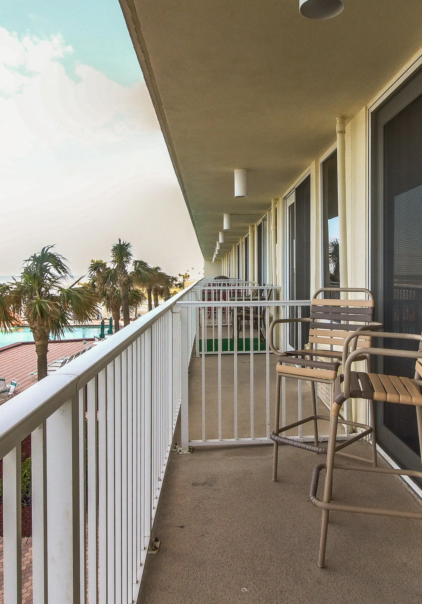 Harbour Beach Resort 401 - Daytona Beach Days