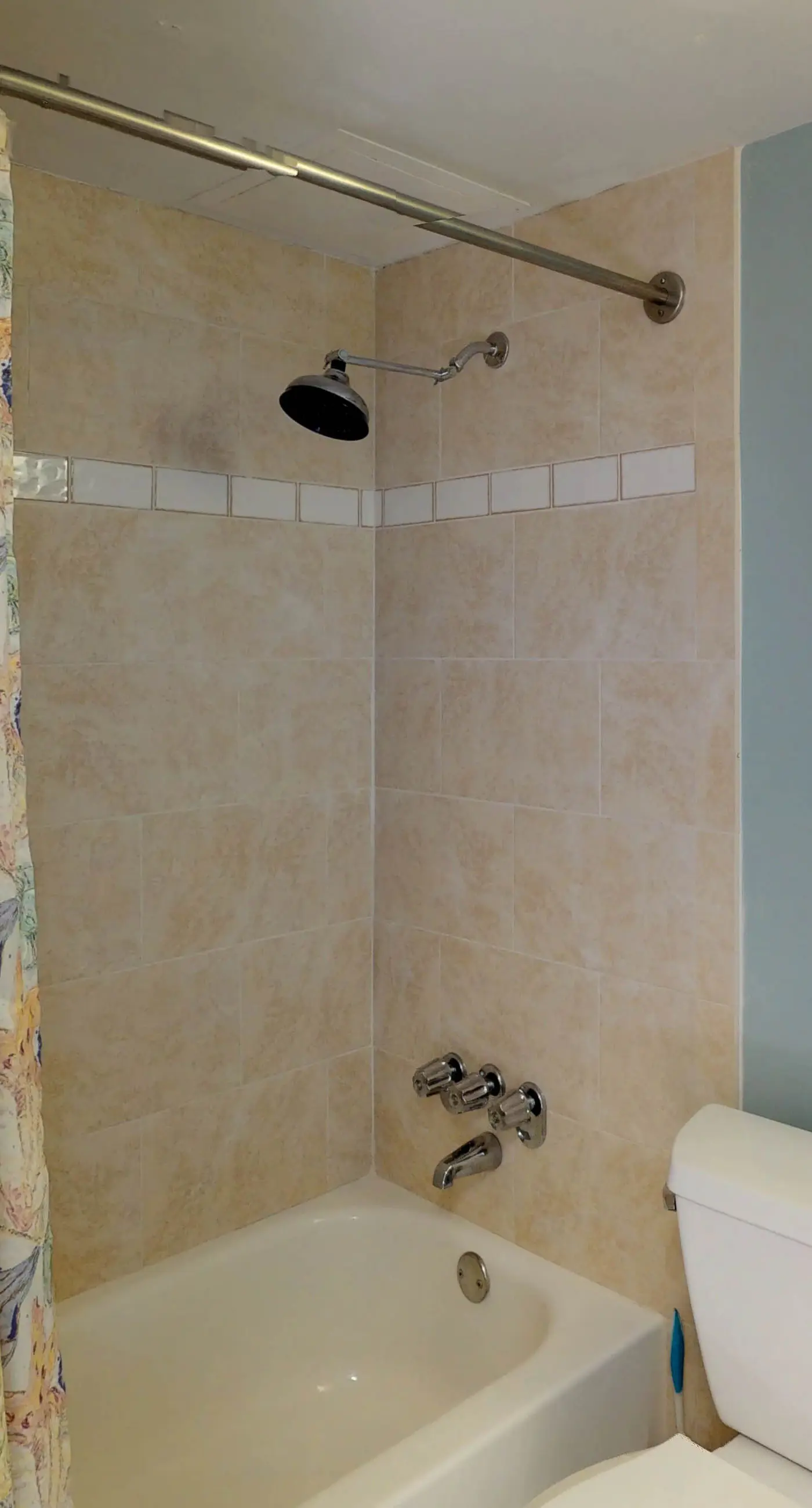 Harbour Beach Resort 401 - Daytona Beach Days