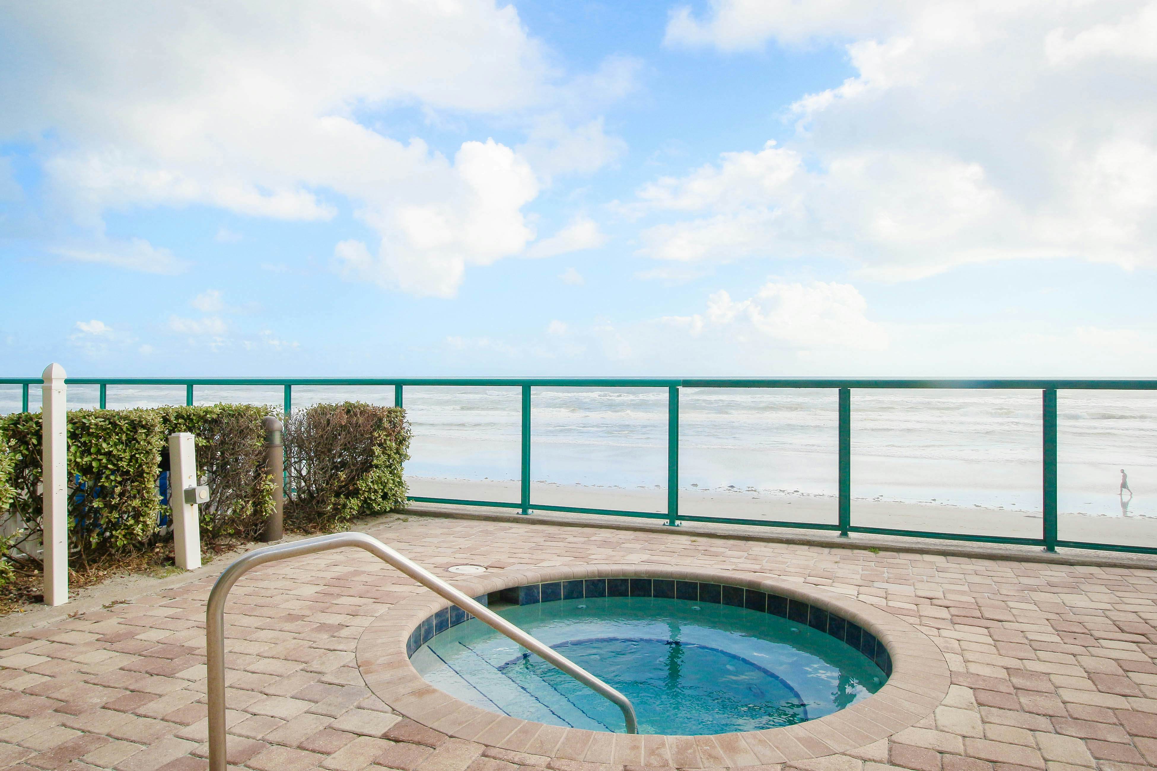 Grande Towers 702 - Ocean Paradise