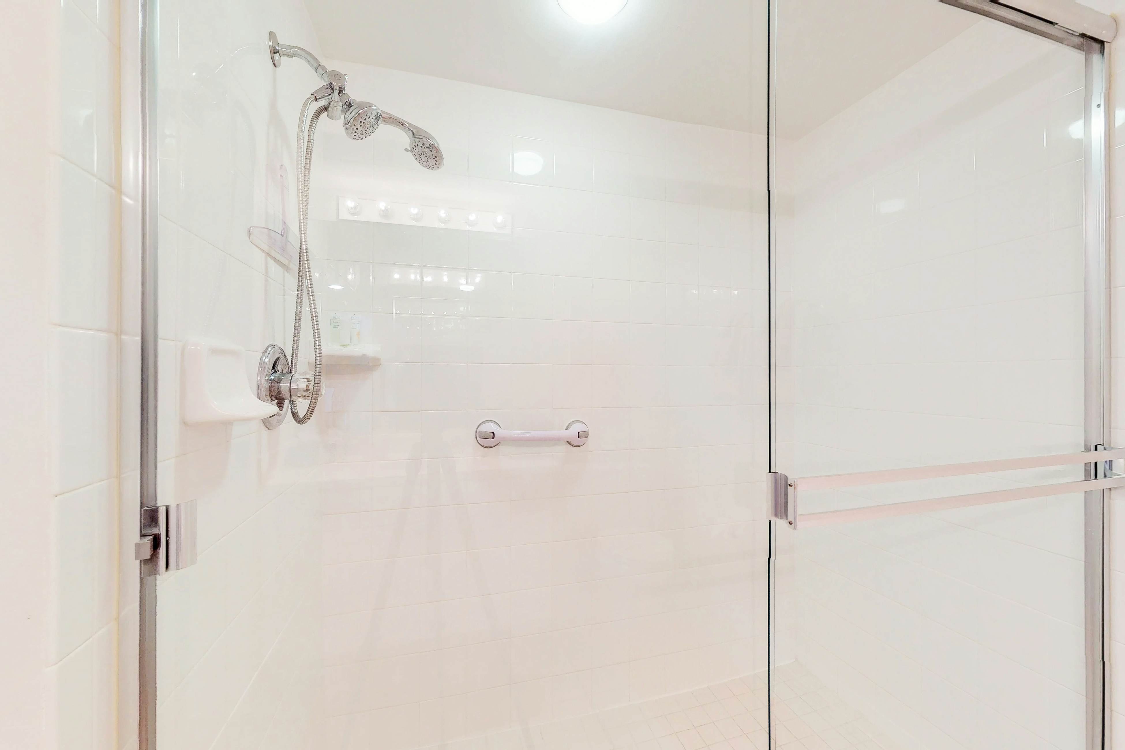 Grande Towers 702 - Ocean Paradise