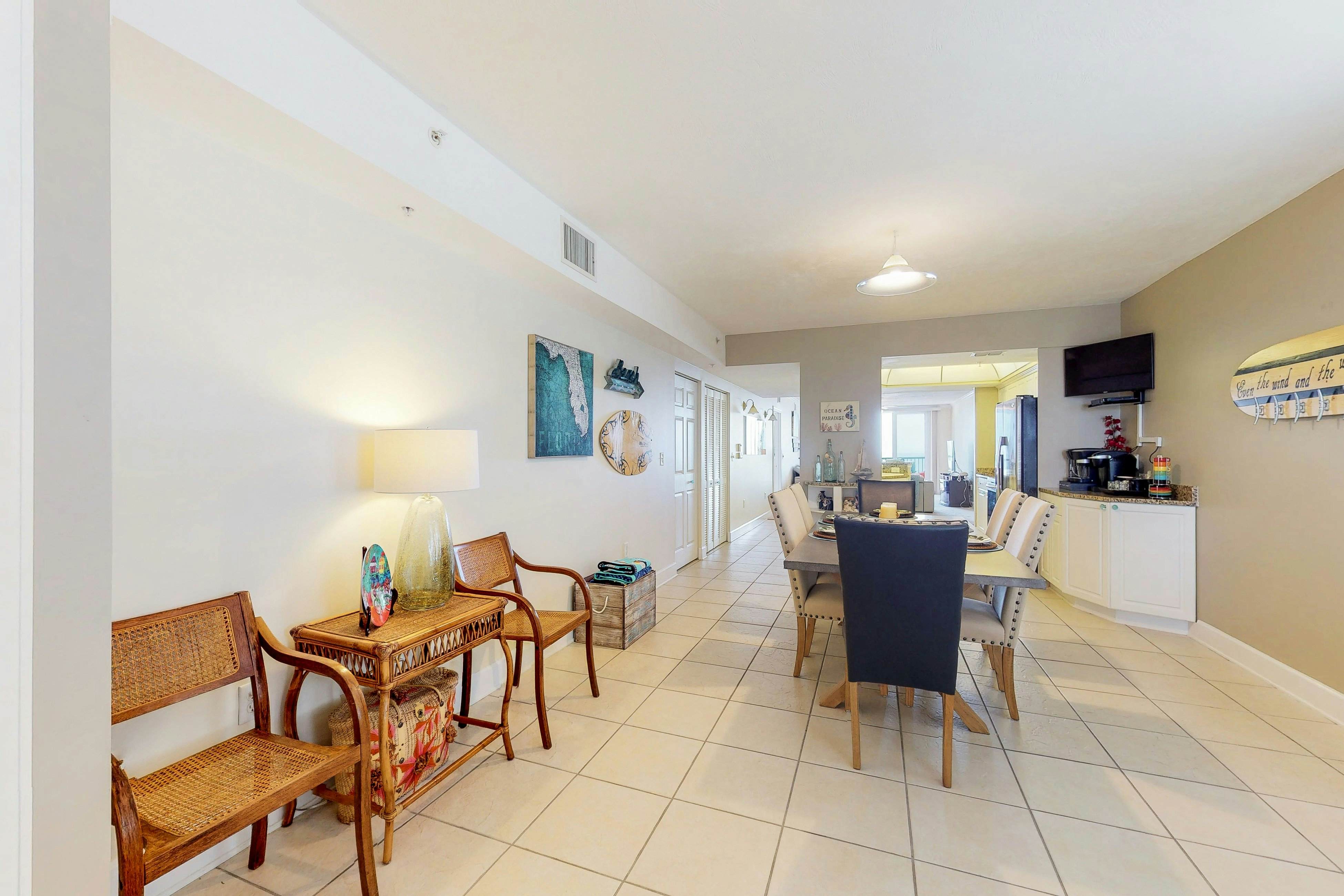 Grande Towers 702 - Ocean Paradise