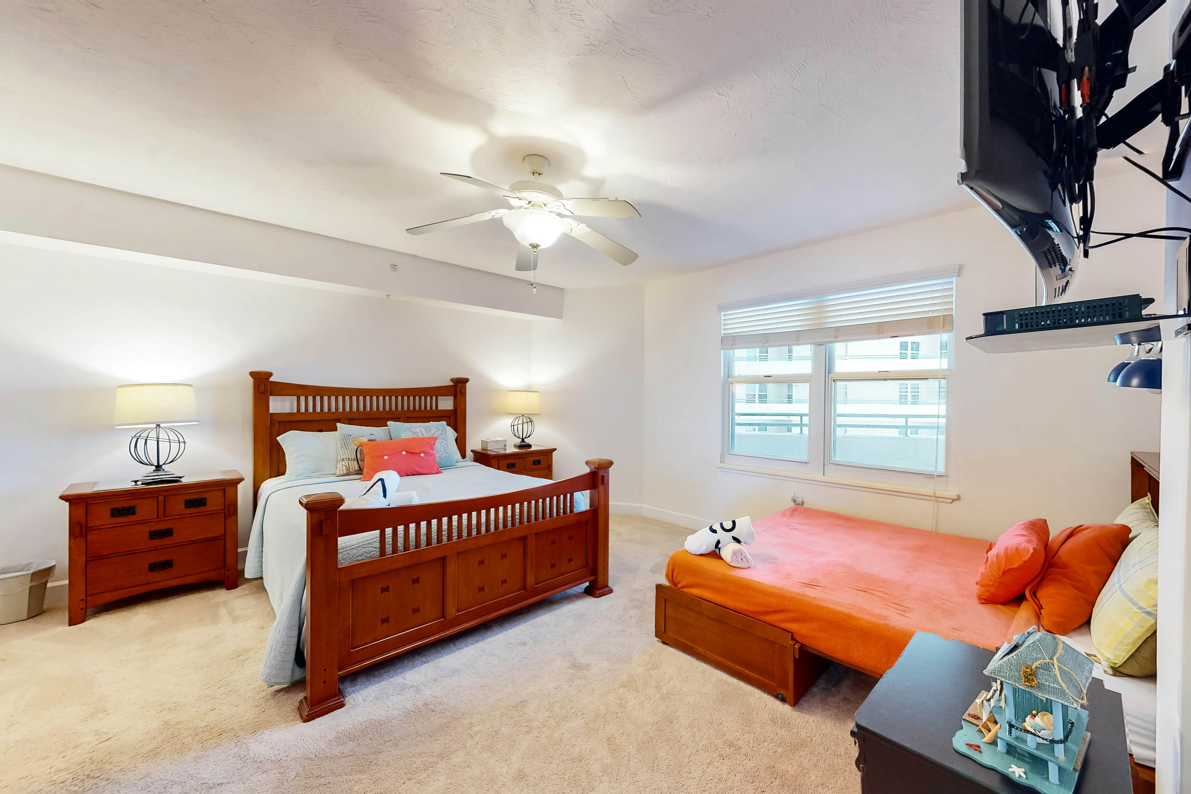 Grande Towers 702 - Ocean Paradise