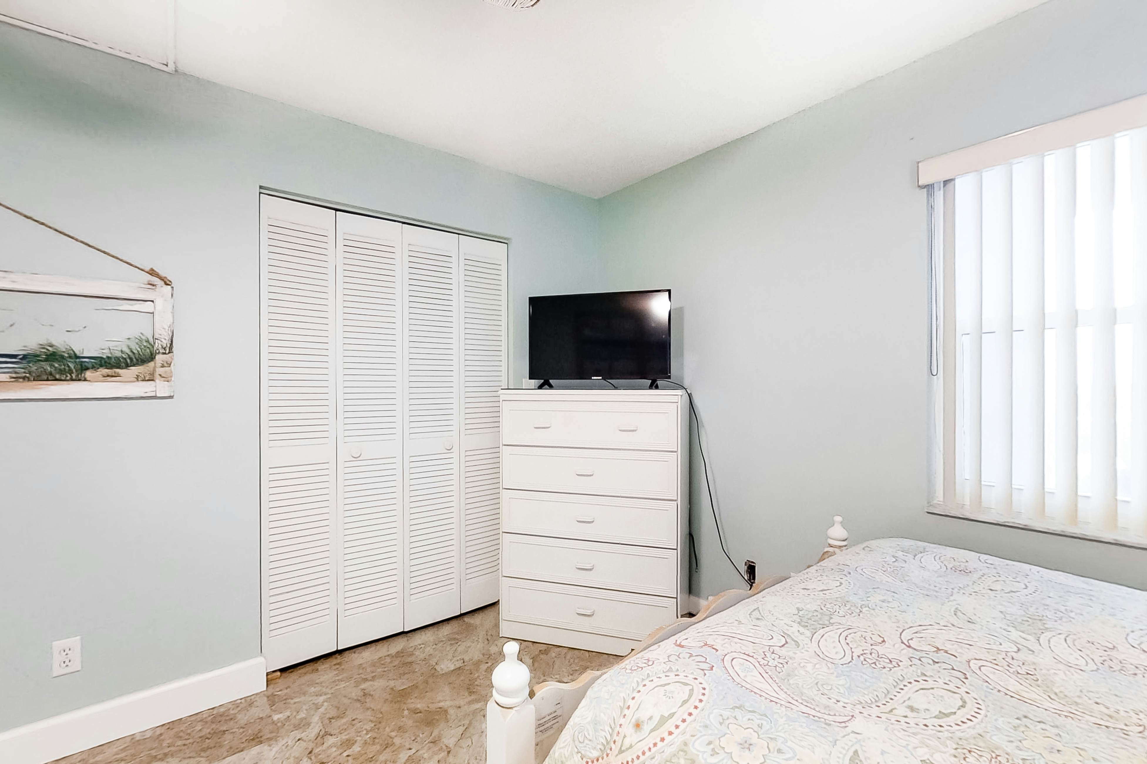 White Surf 504 - OceanZenn