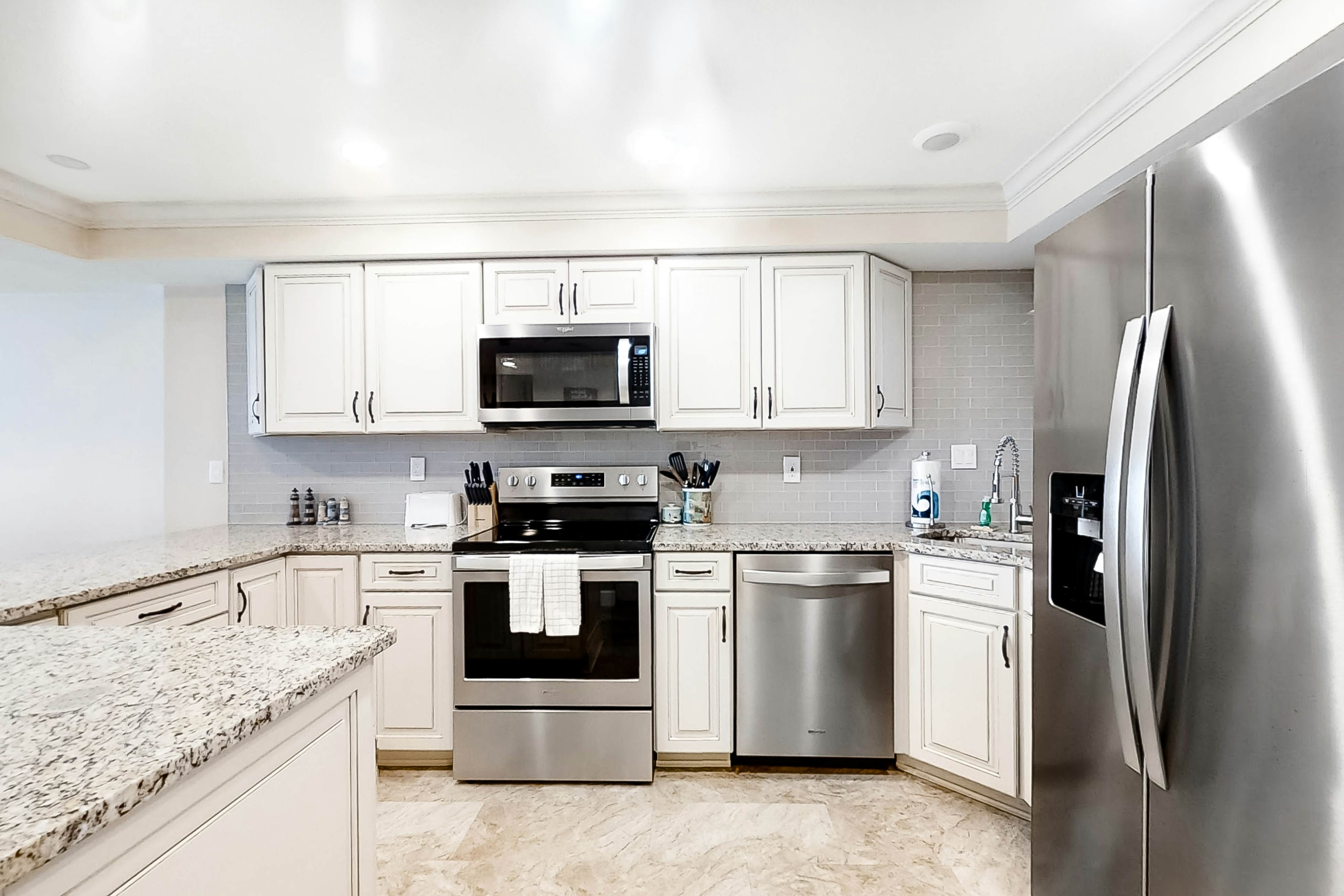 White Surf 504 - OceanZenn