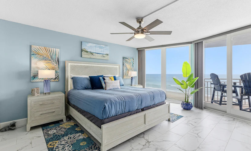 Ocean Views + Pool, Tennis & Balcony – Steps to Daytona Beach