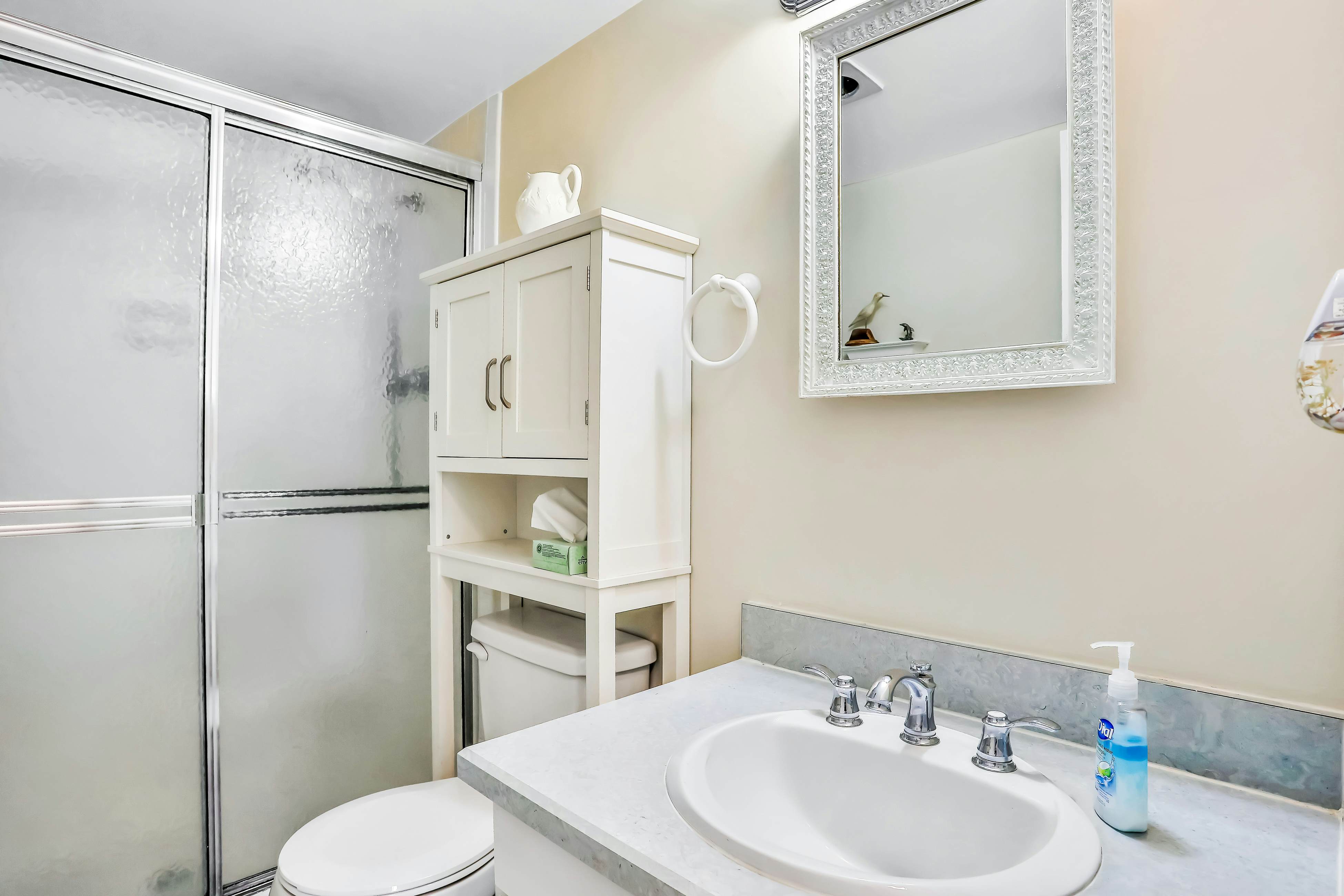 Surfside Club 109 - Blue Umbrella