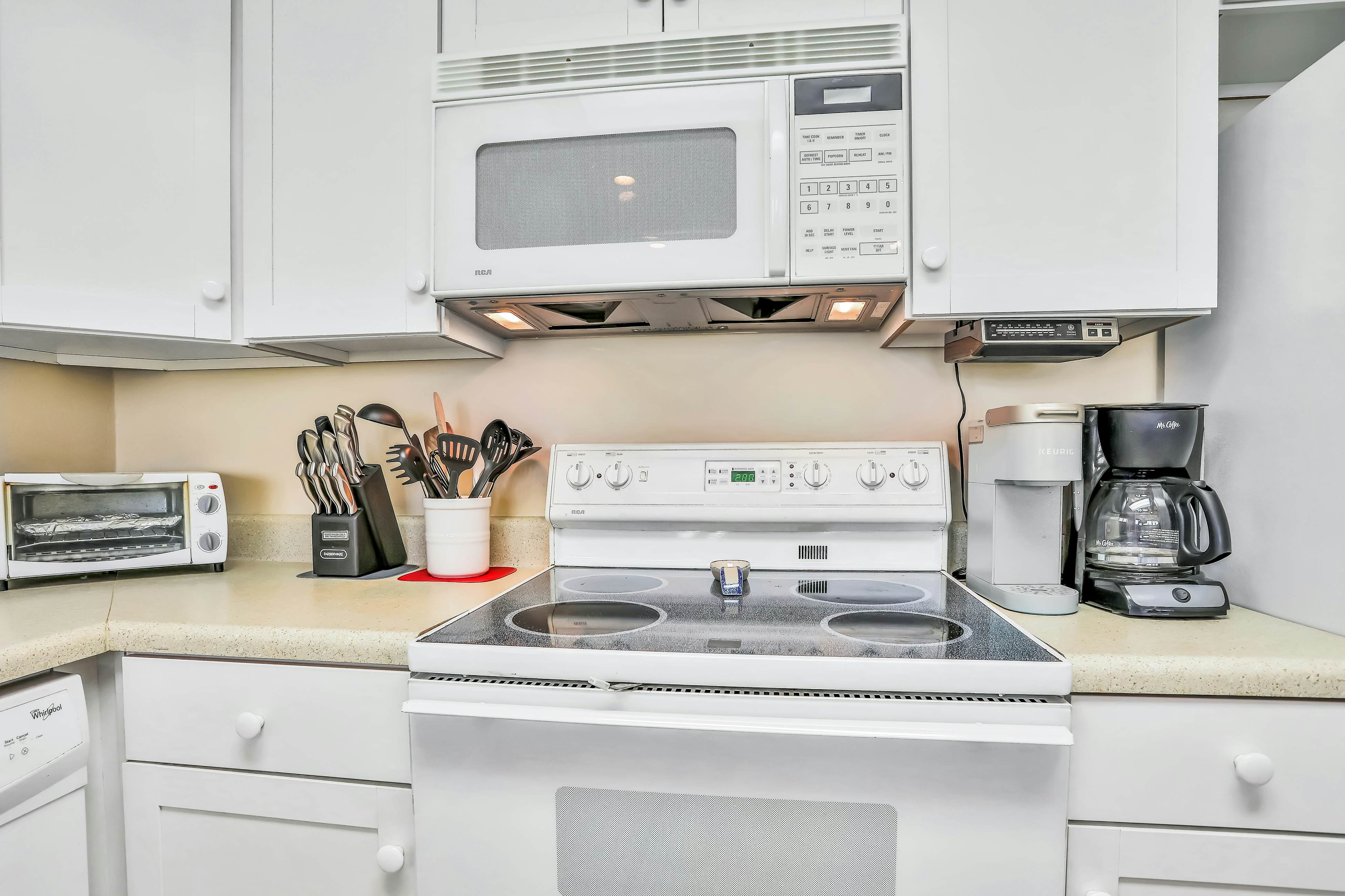 Surfside Club 109 - Blue Umbrella