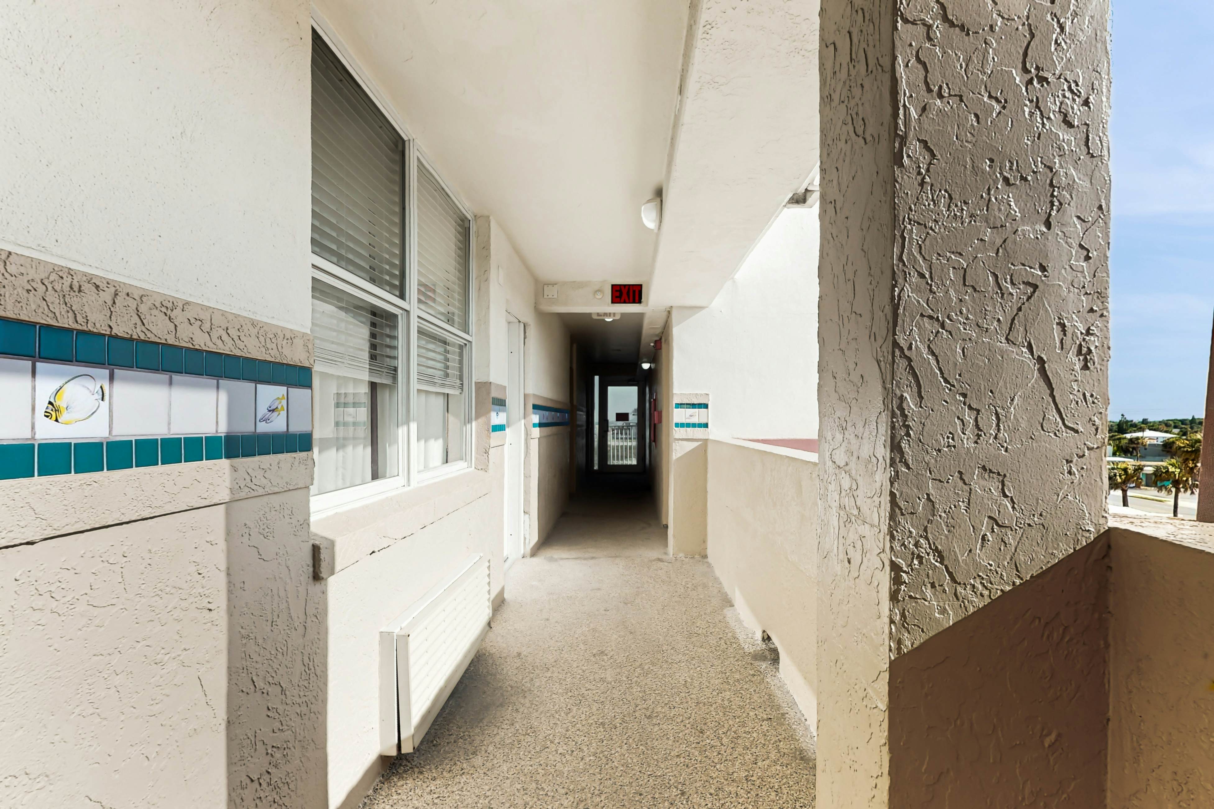 Harbour Beach Resort 404 - Daytona Delight