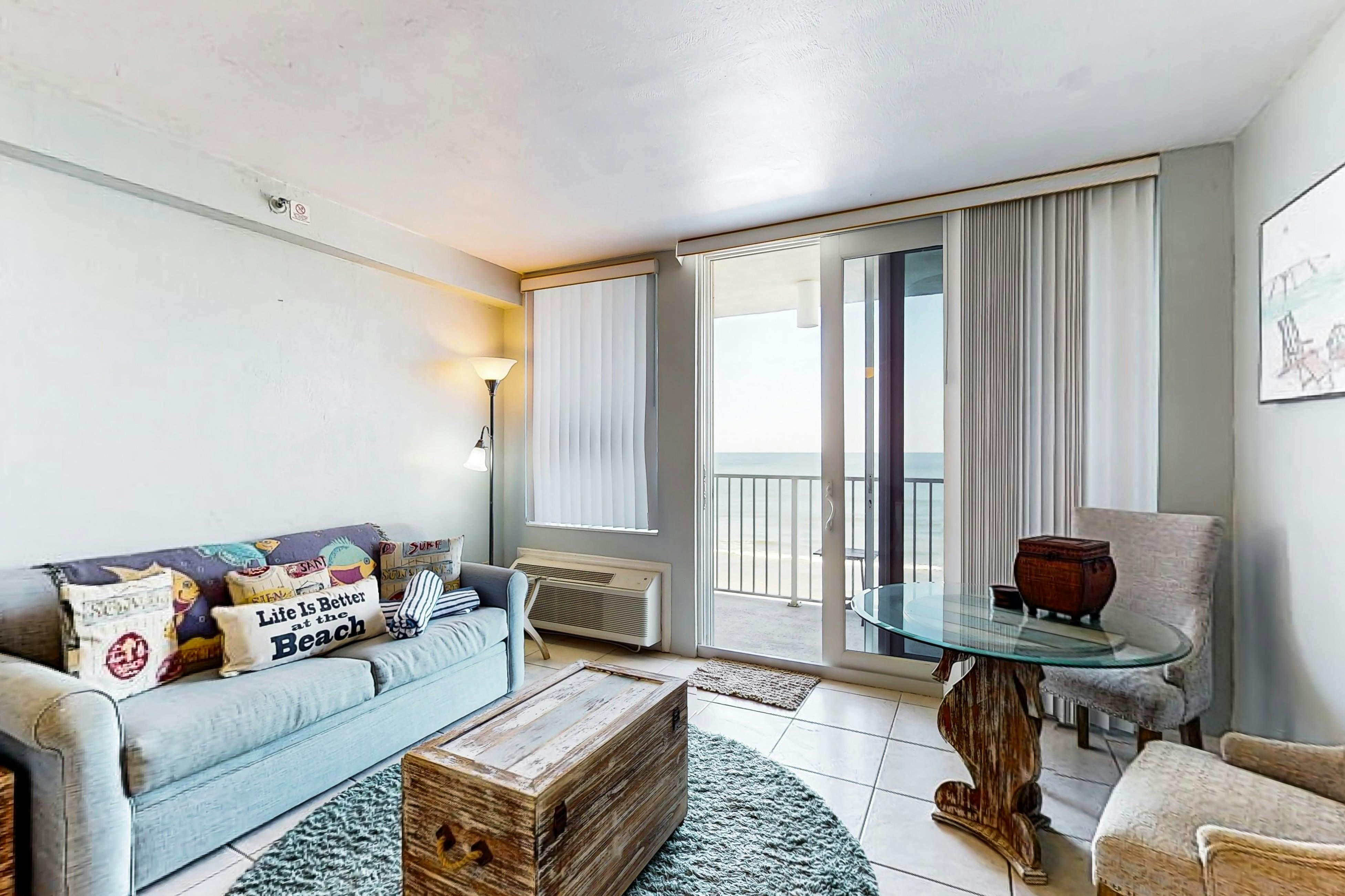 Harbour Beach Resort 404 - Daytona Delight