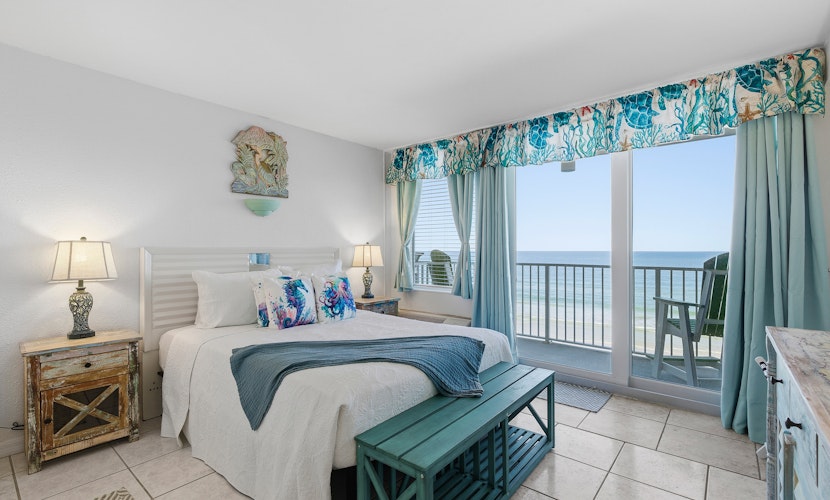 Oceanfront Views + Pool, Balcony & Hot Tub at Harbour Beach Resort