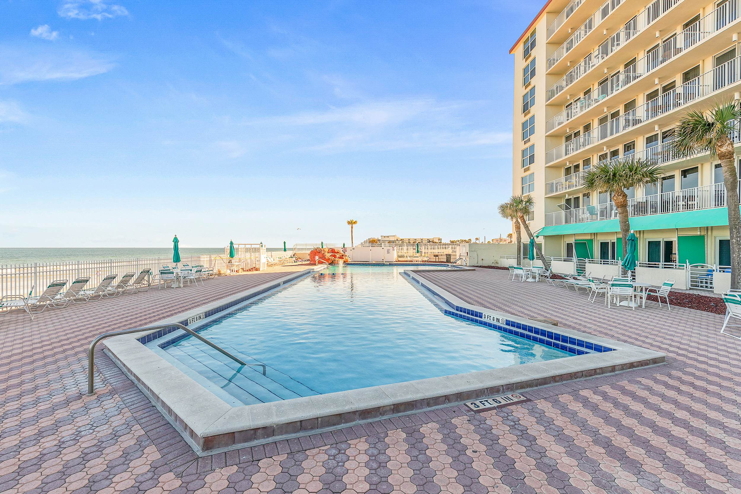 Harbour Beach Resort 511