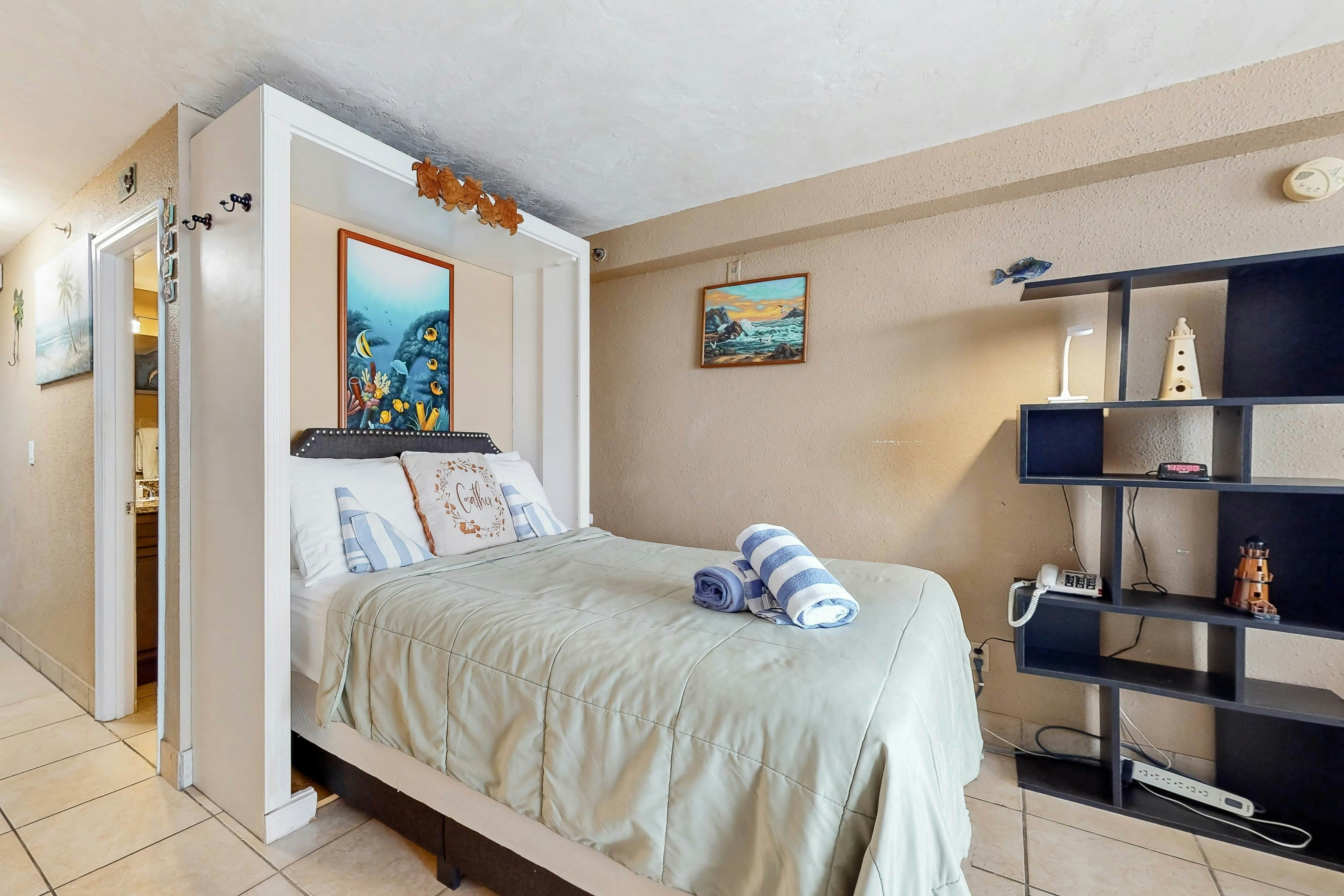 Harbour Beach Resort 808