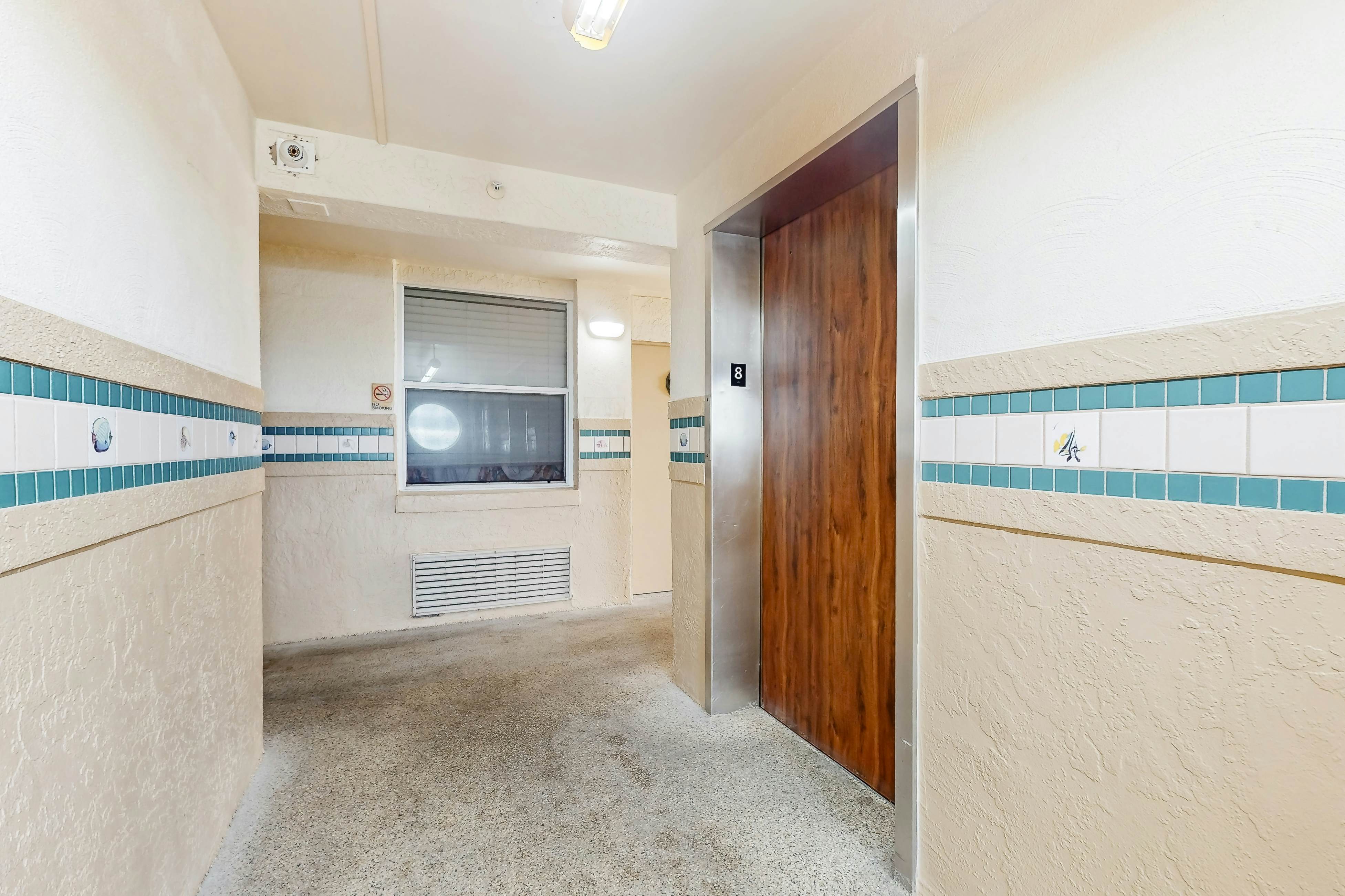 Harbour Beach Resort 808