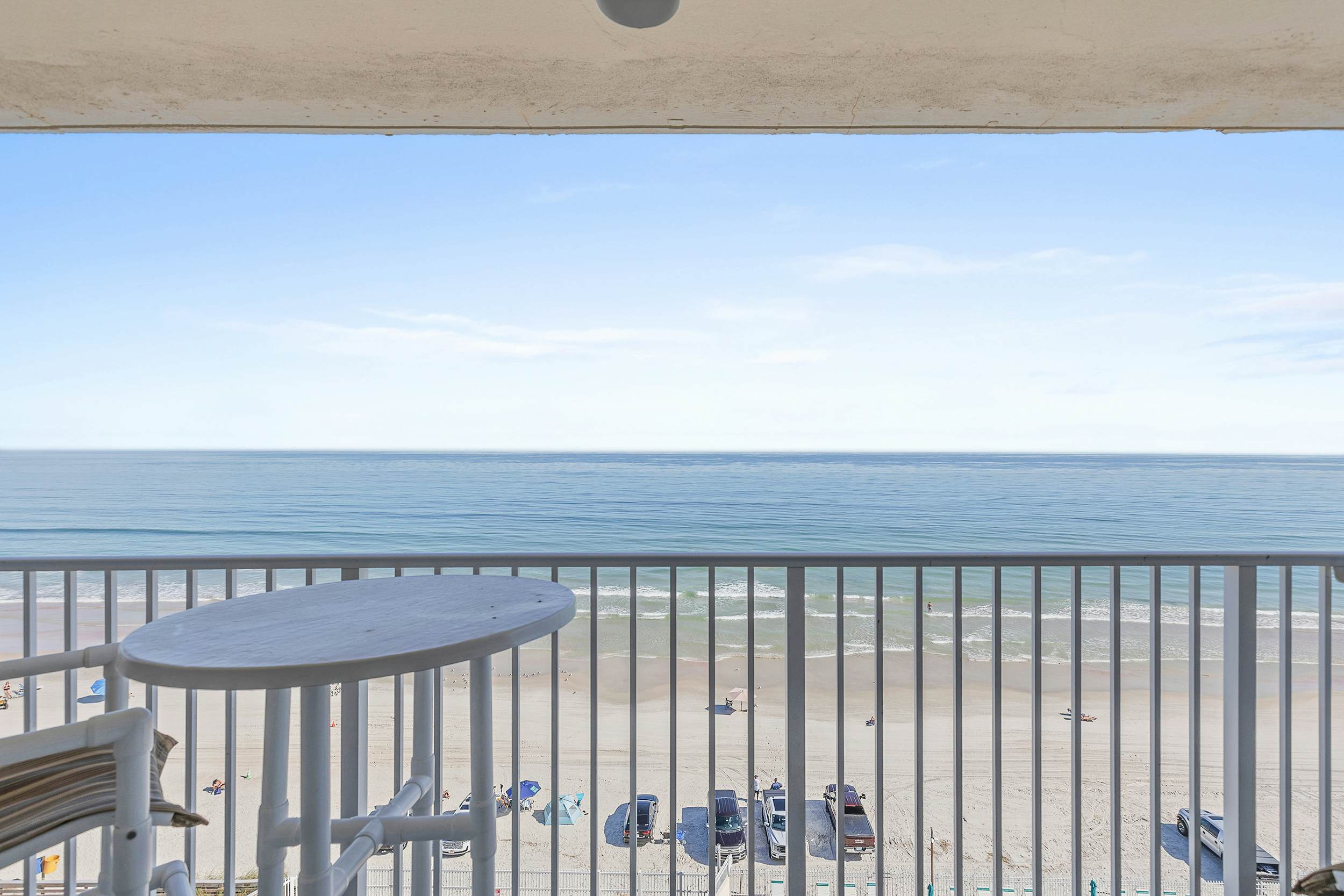 Harbour Beach Resort 808