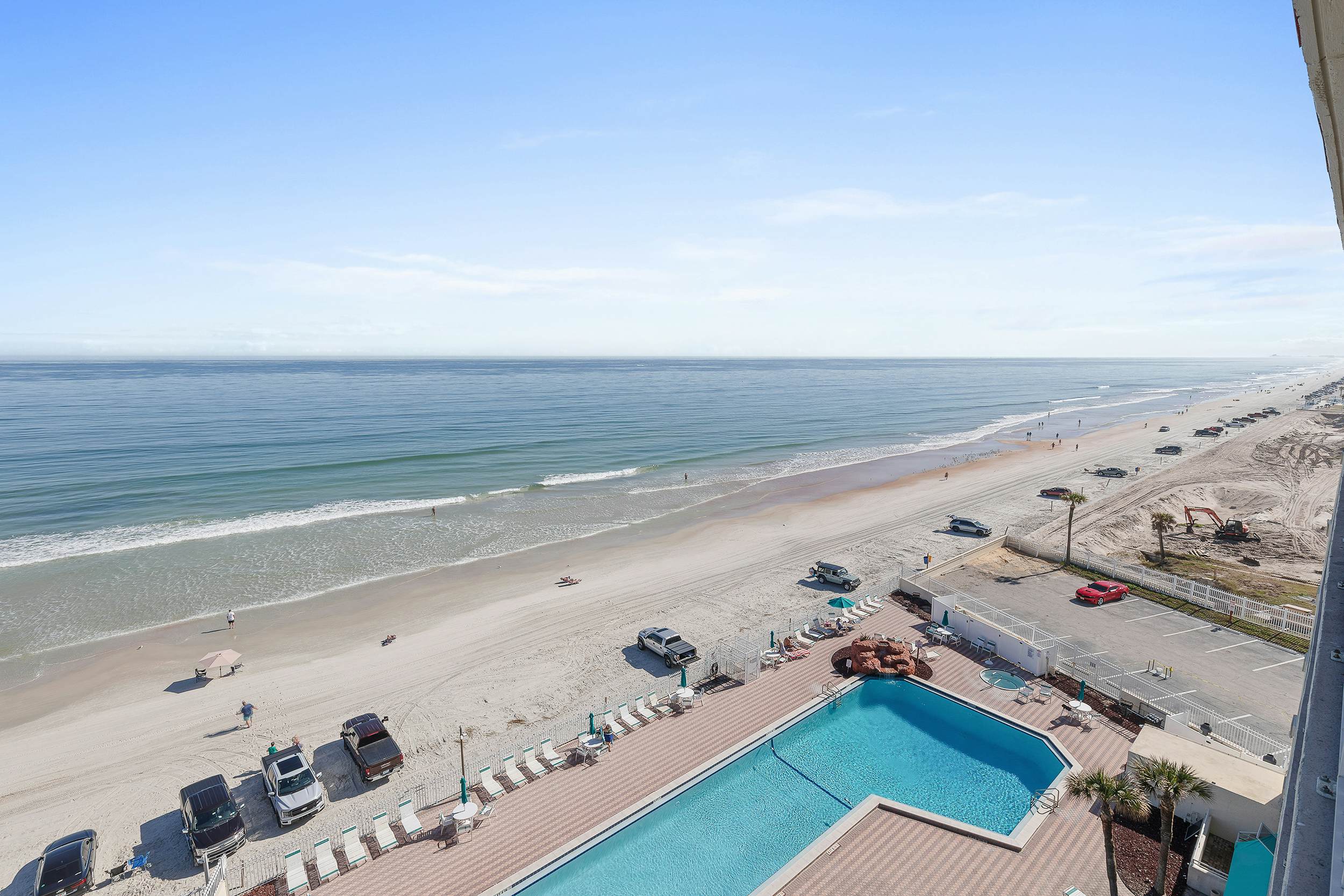 Harbour Beach Resort 808