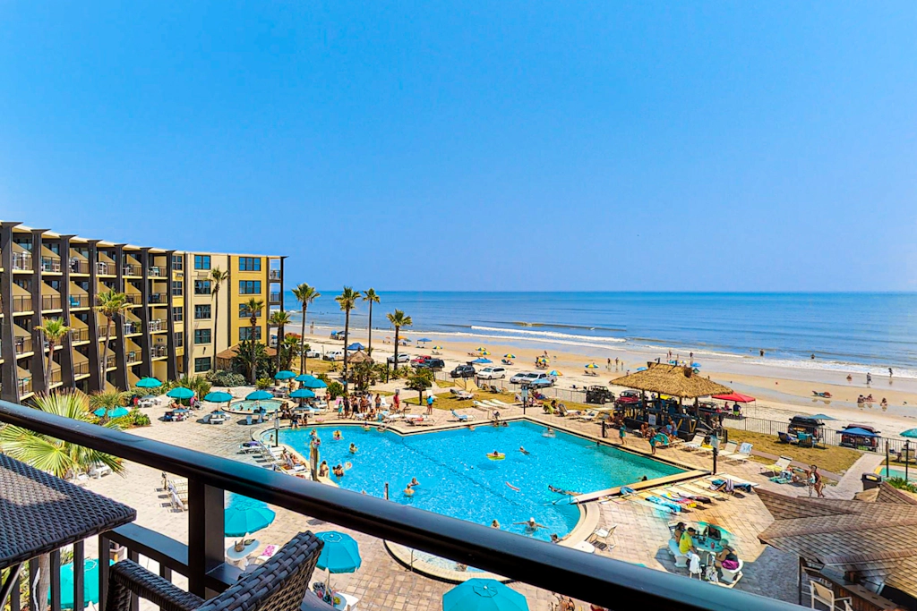 Hawaiian Inn 422