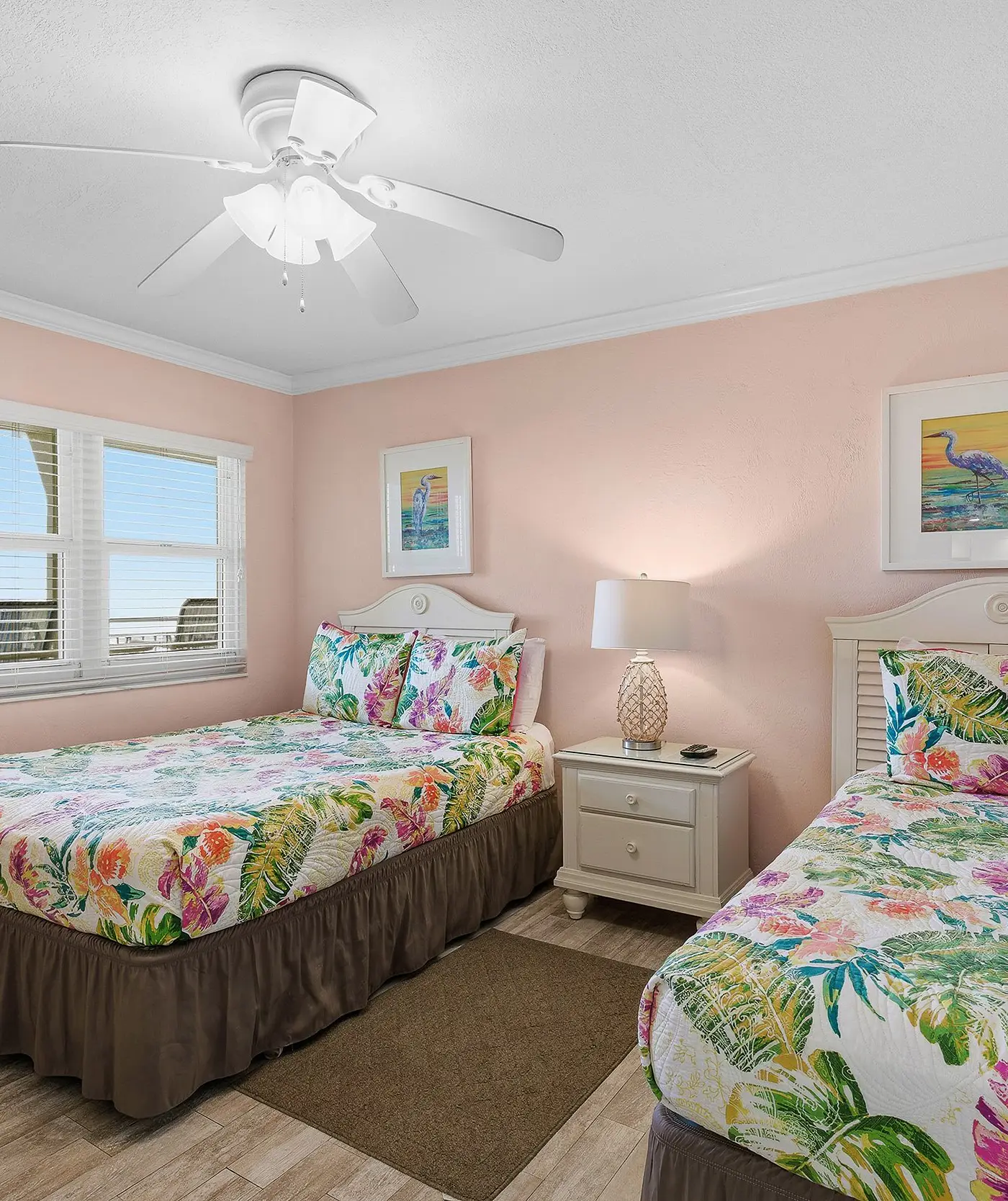 Shores Club 1002
