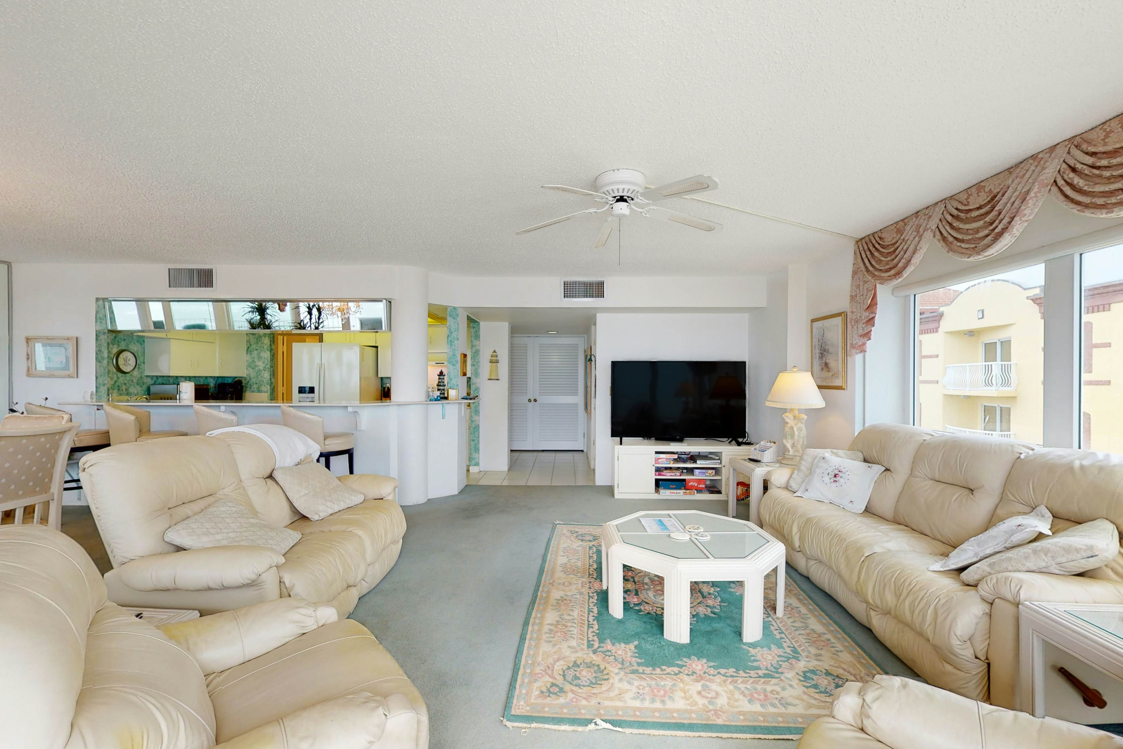 Shores Club 701 - Elegance by the Sea