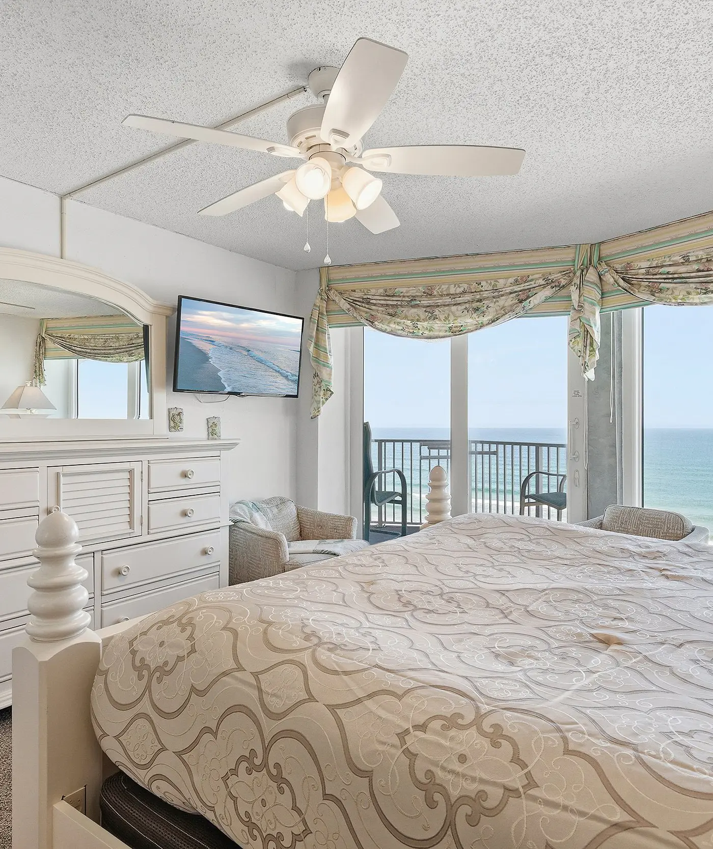 Shores Club 701 - Elegance by the Sea