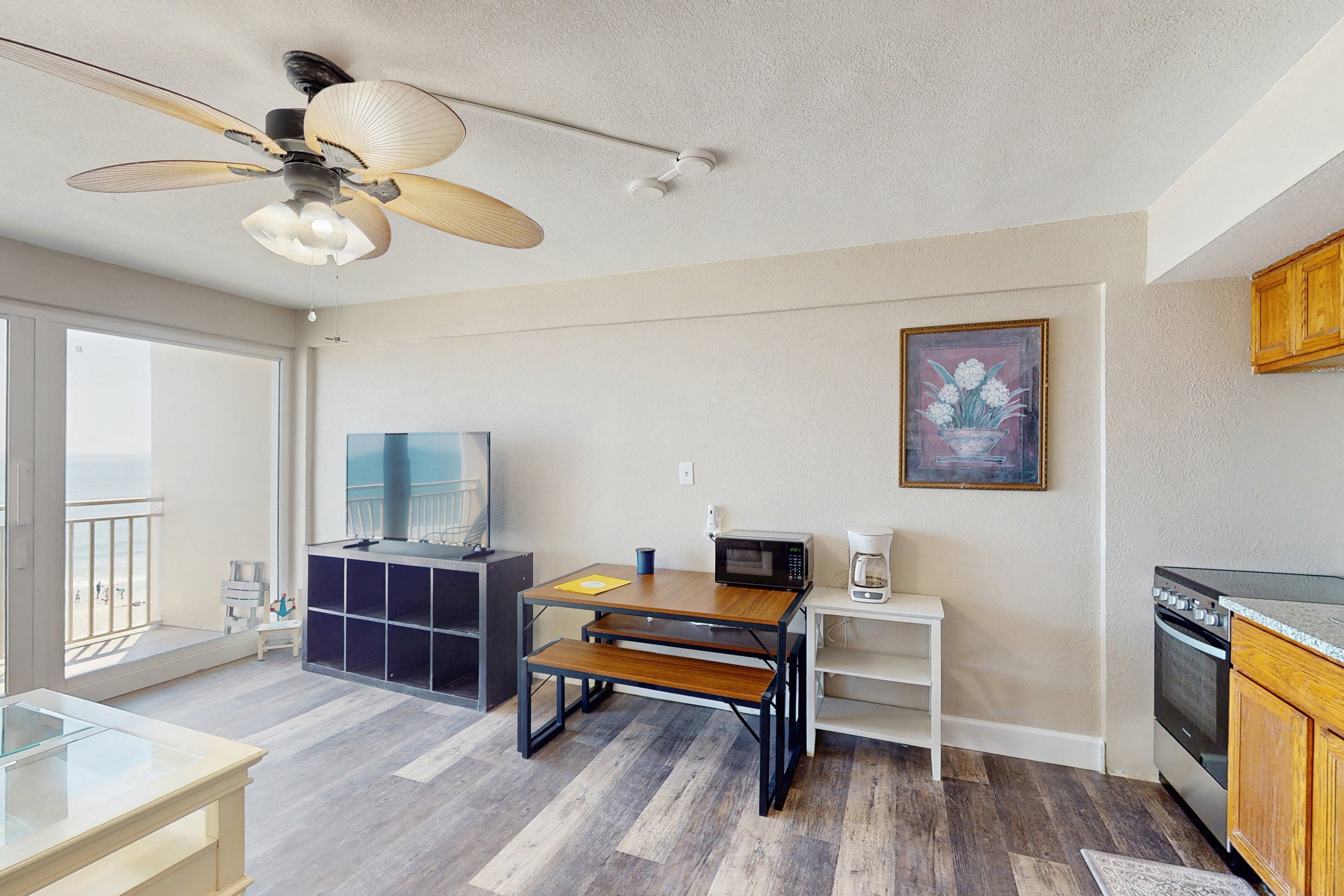 Private Balcony, Oceanfront Pool, Walk to Boardwalk & Pier