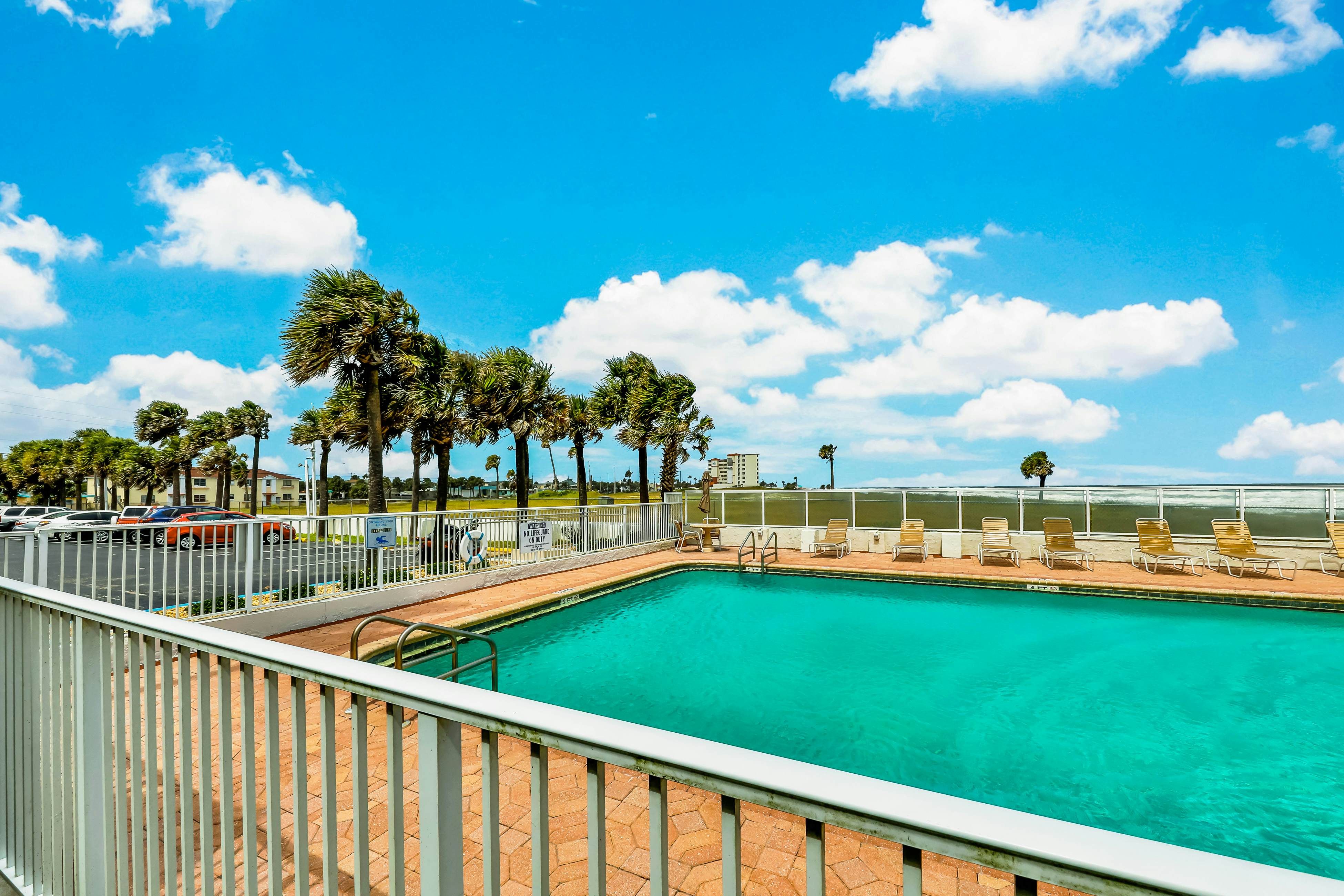 Ocean Jewels Club 244