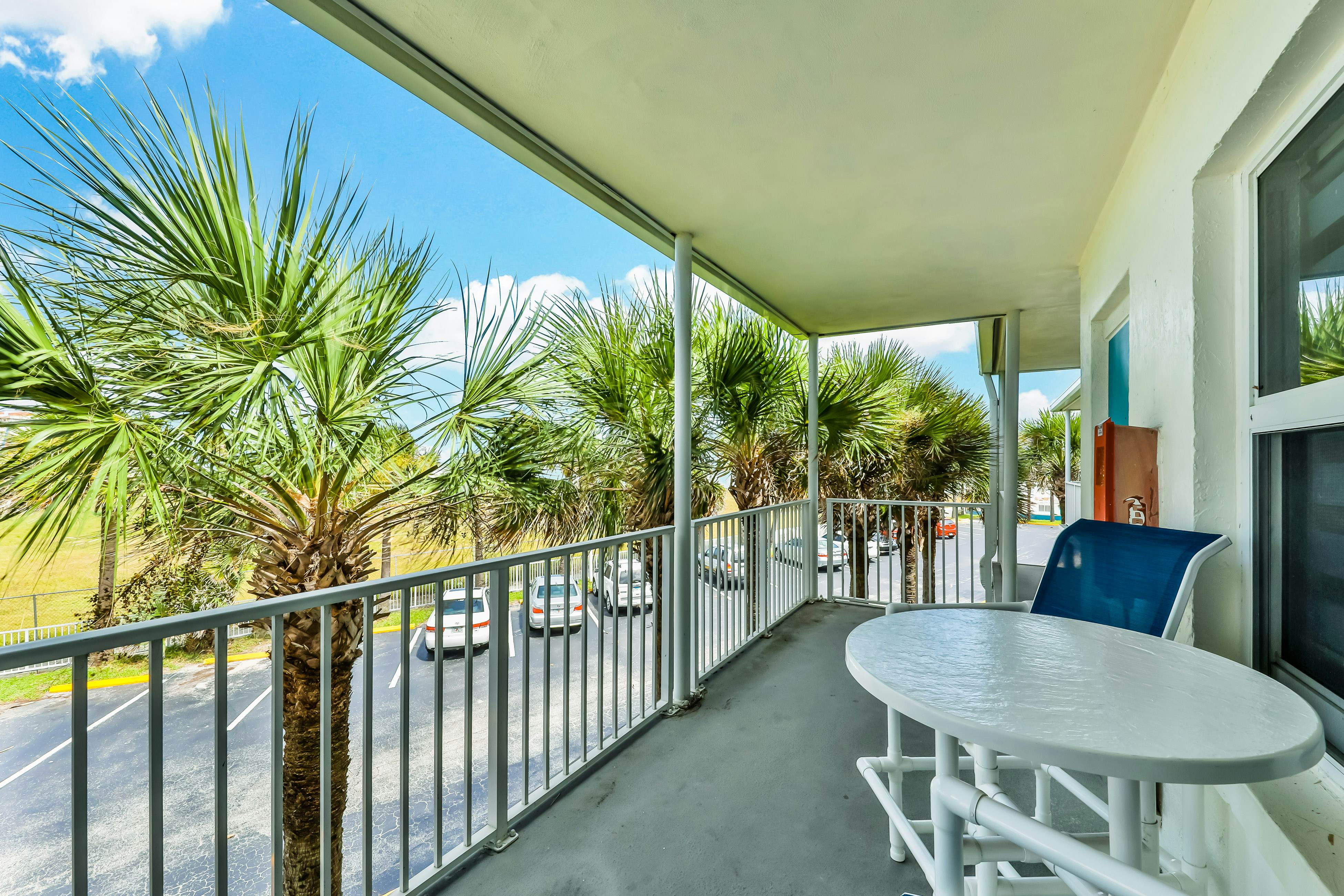 Ocean Jewels Club 244