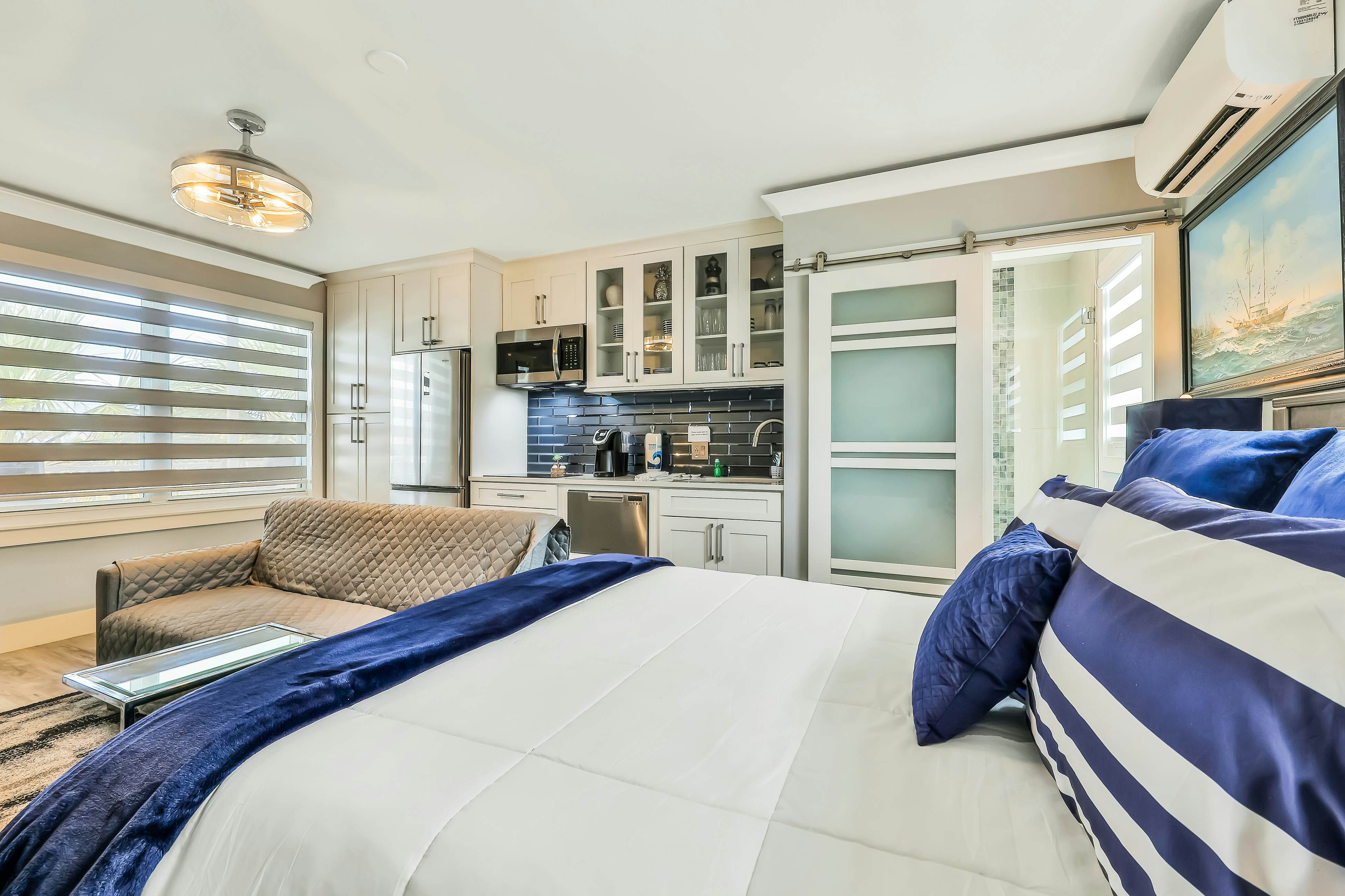 Ocean Jewels Club 244