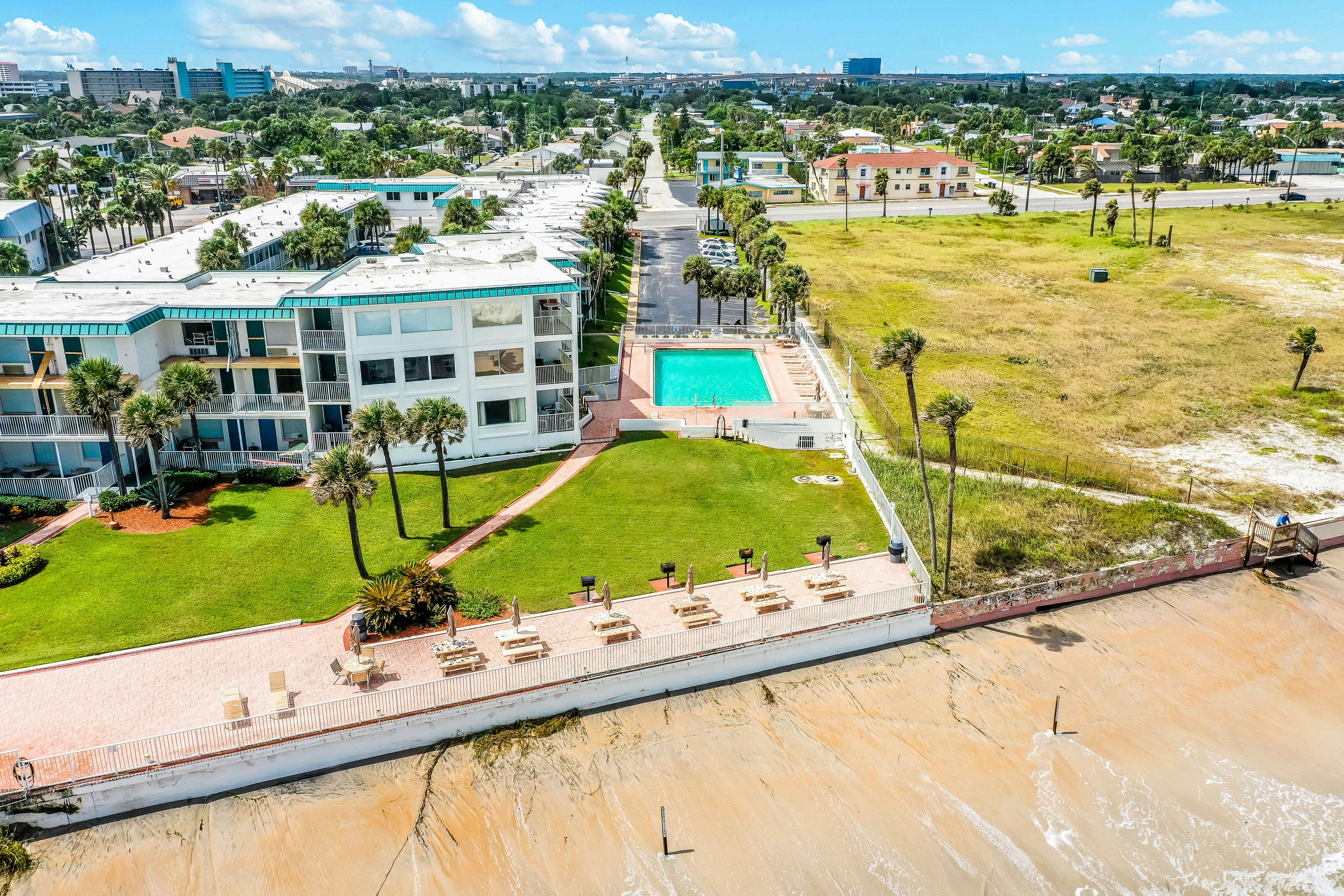 Ocean Jewels Club 244