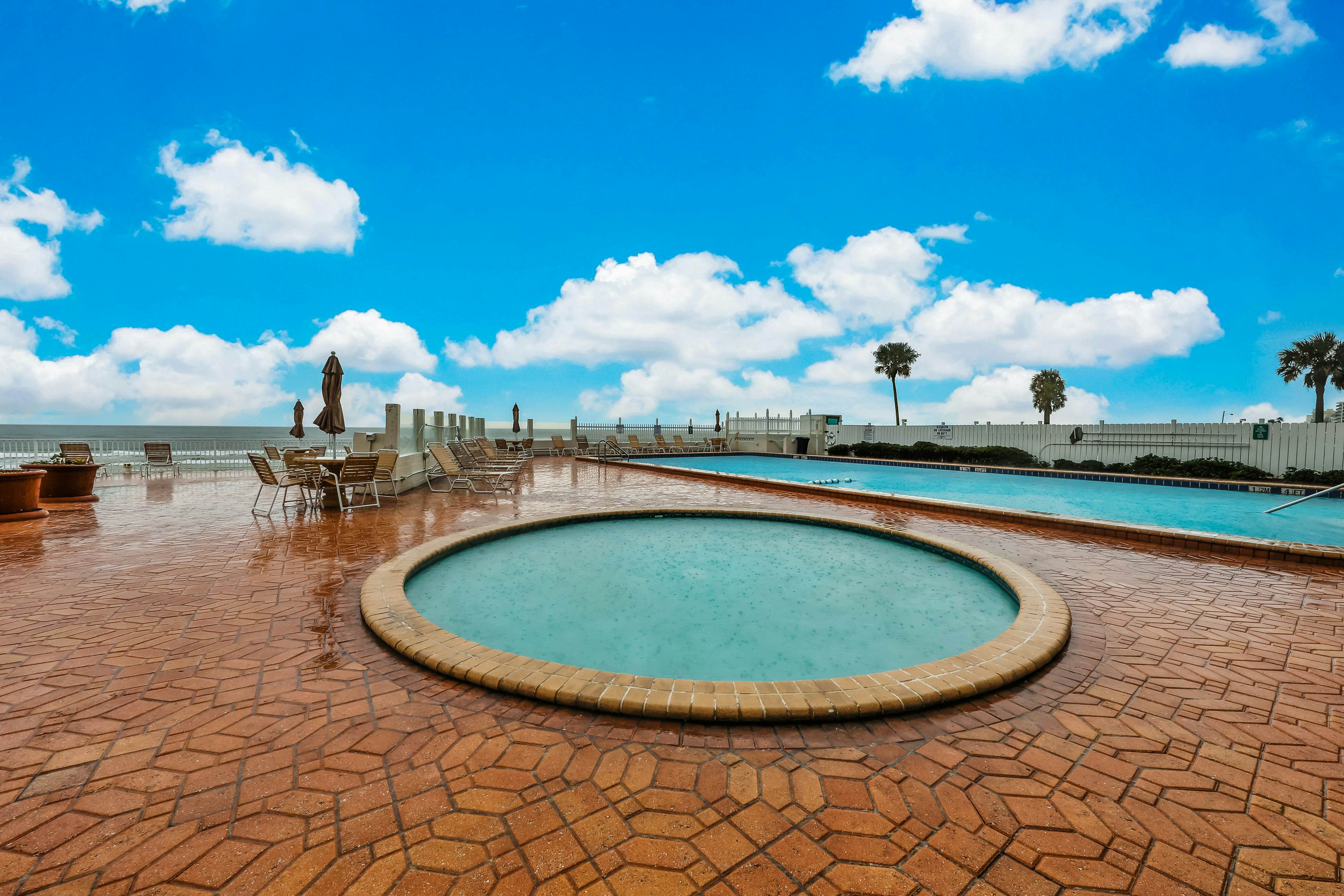 Ocean Jewels Club 303