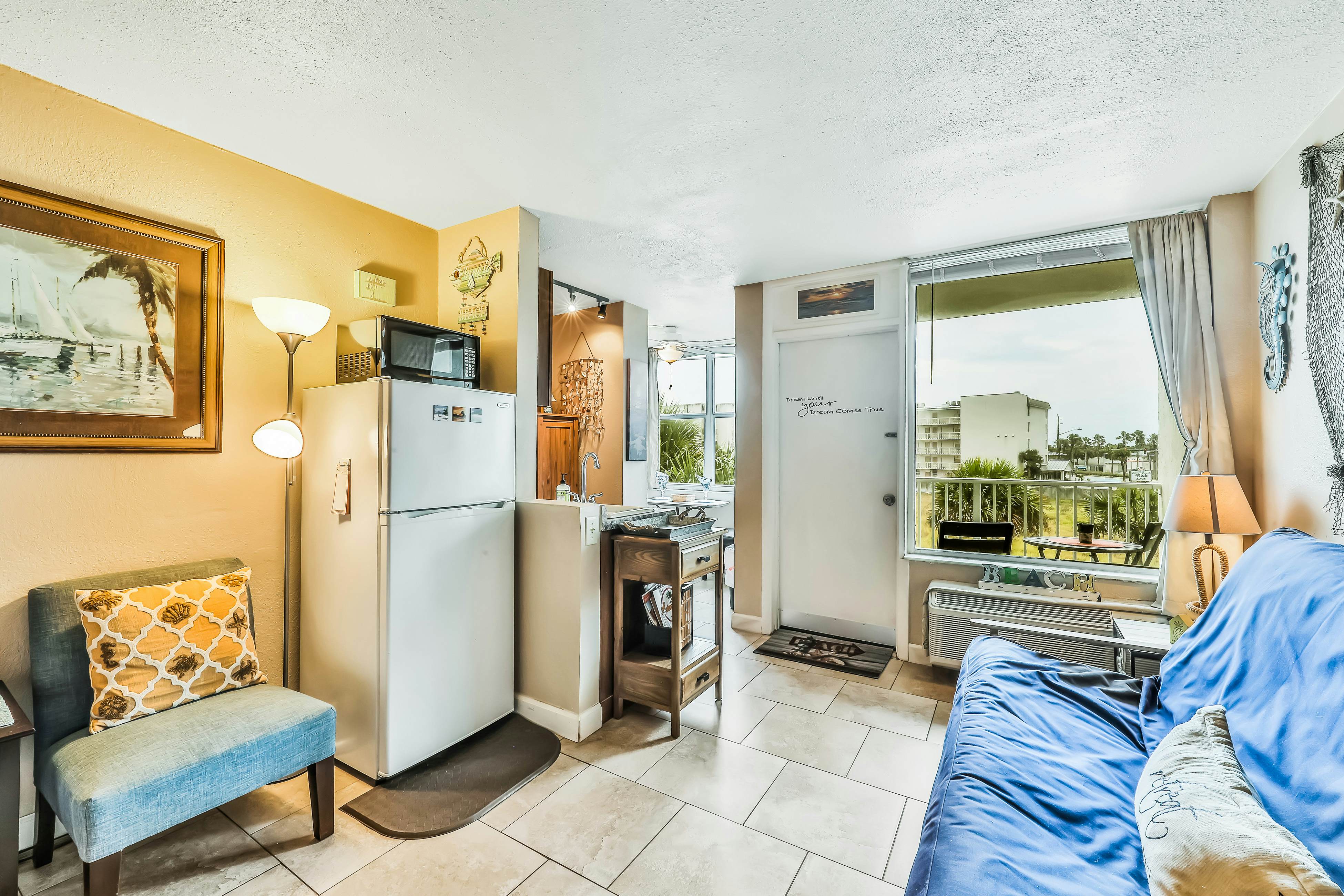 Ocean Jewels Club 303