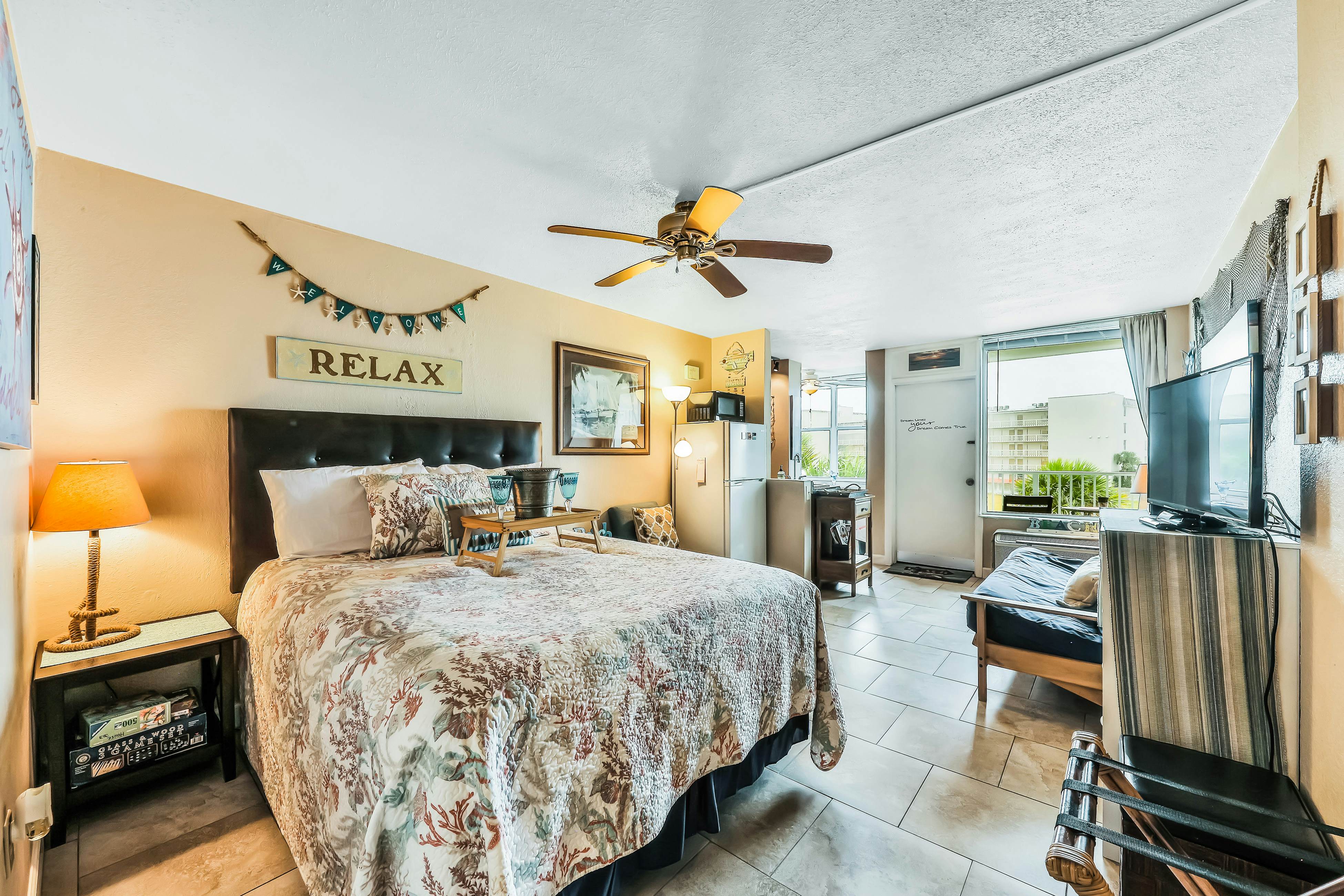 Ocean Jewels Club 303