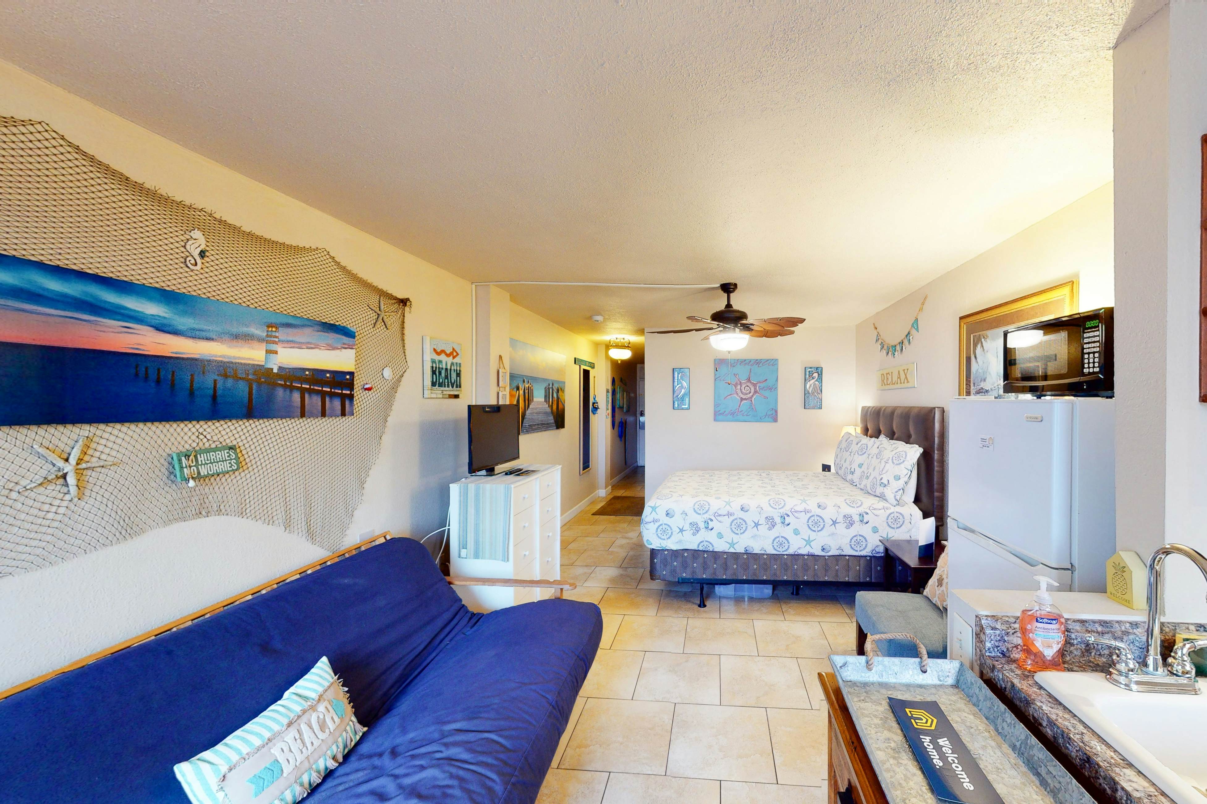 Ocean Jewels Club 303