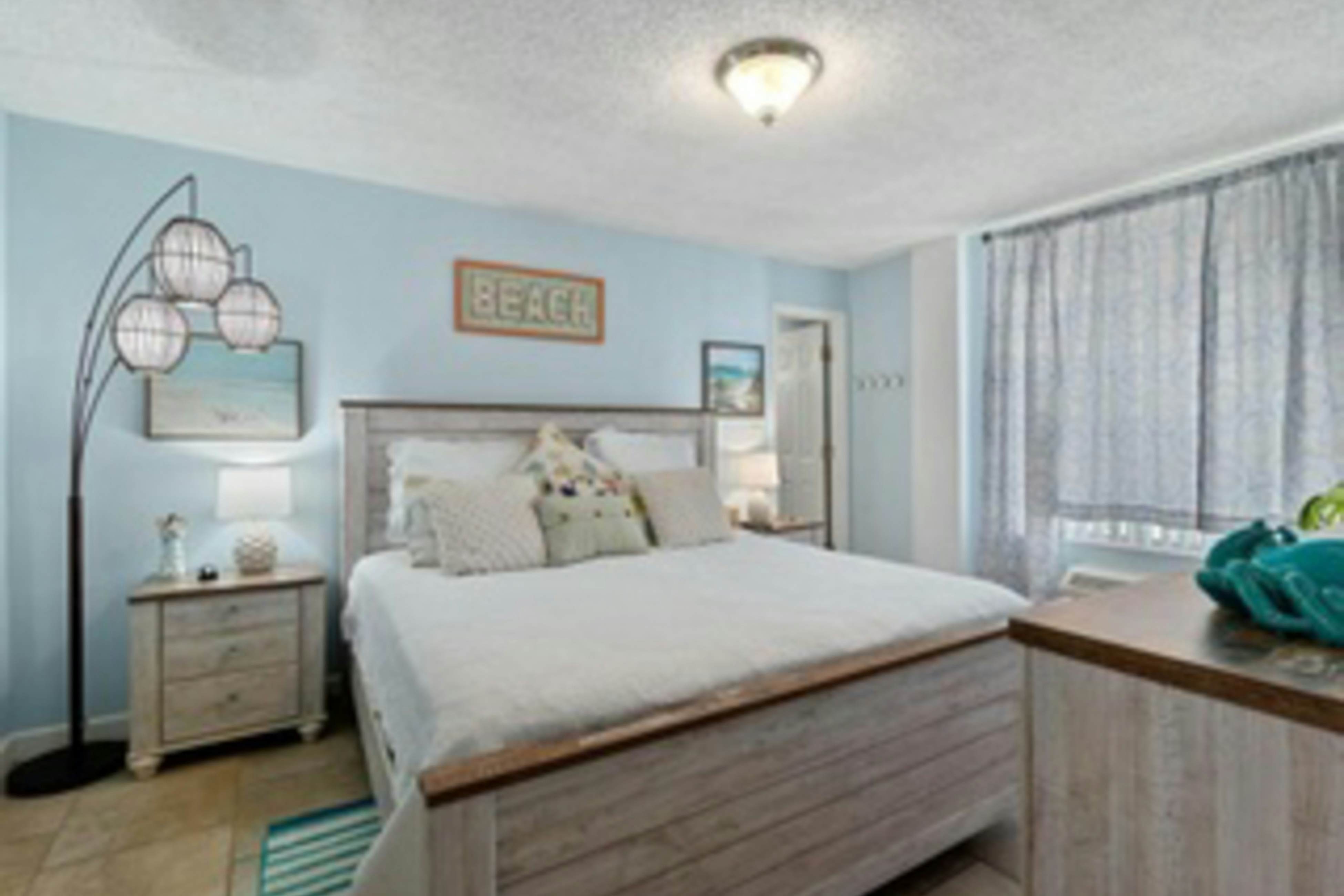 Ocean Jewels Club 304