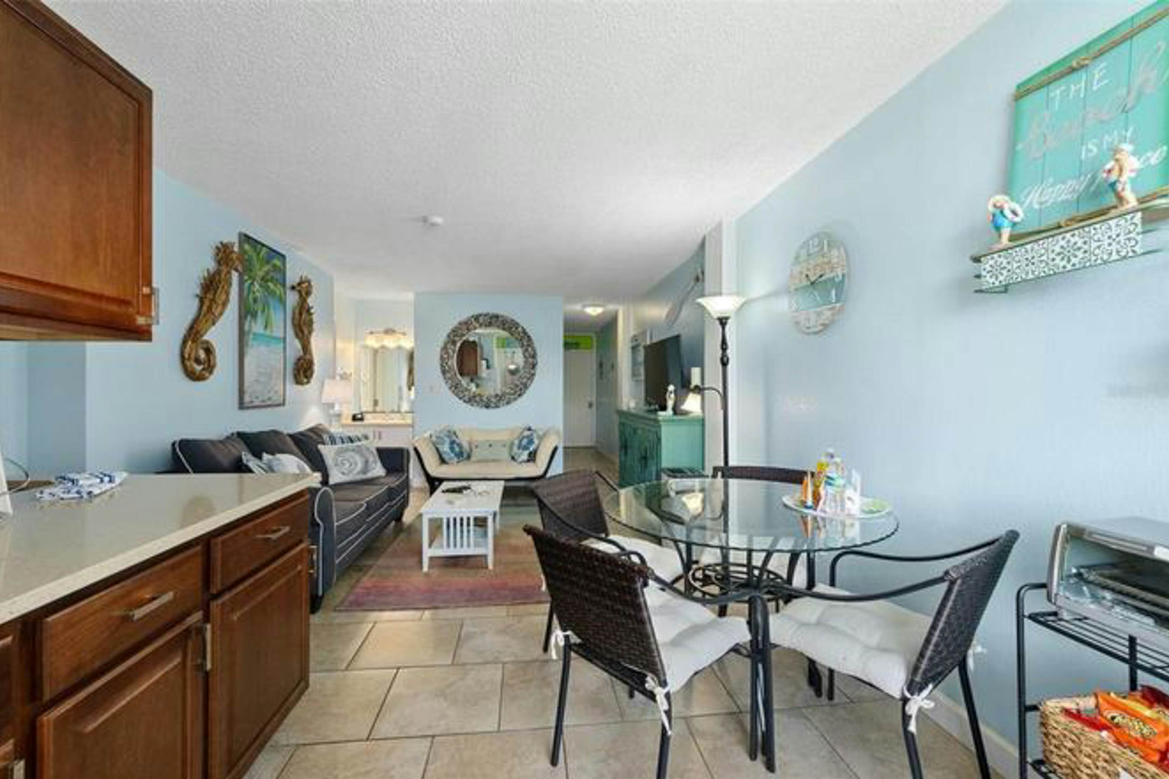 Ocean Jewels Club 304