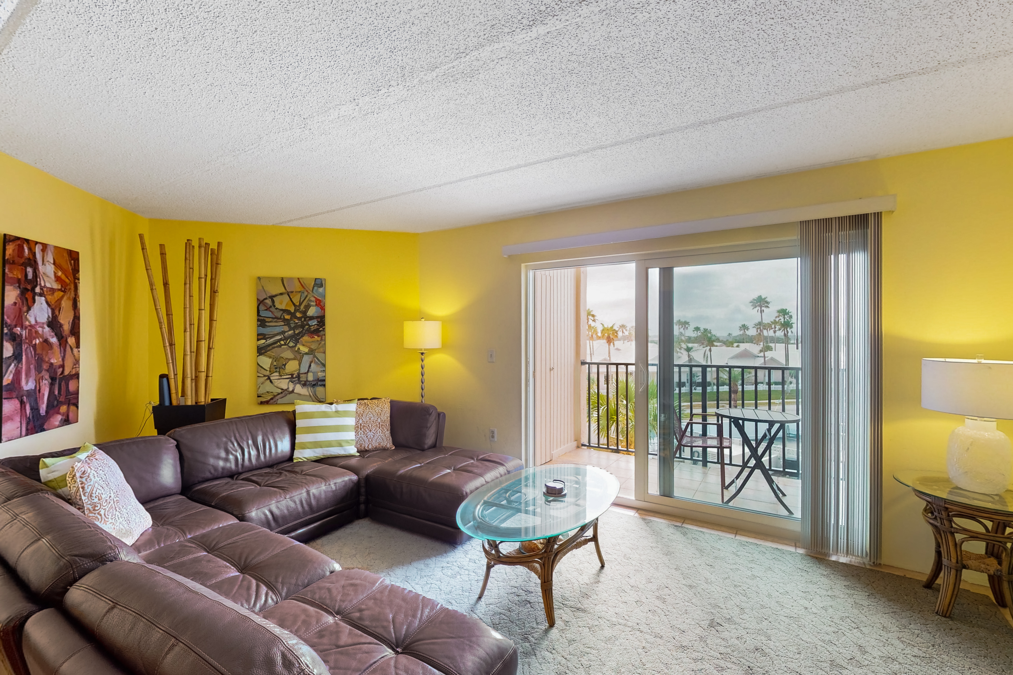 Ocean View Condo w/ Pool, Balcony & Beach Access – Family-Friendly