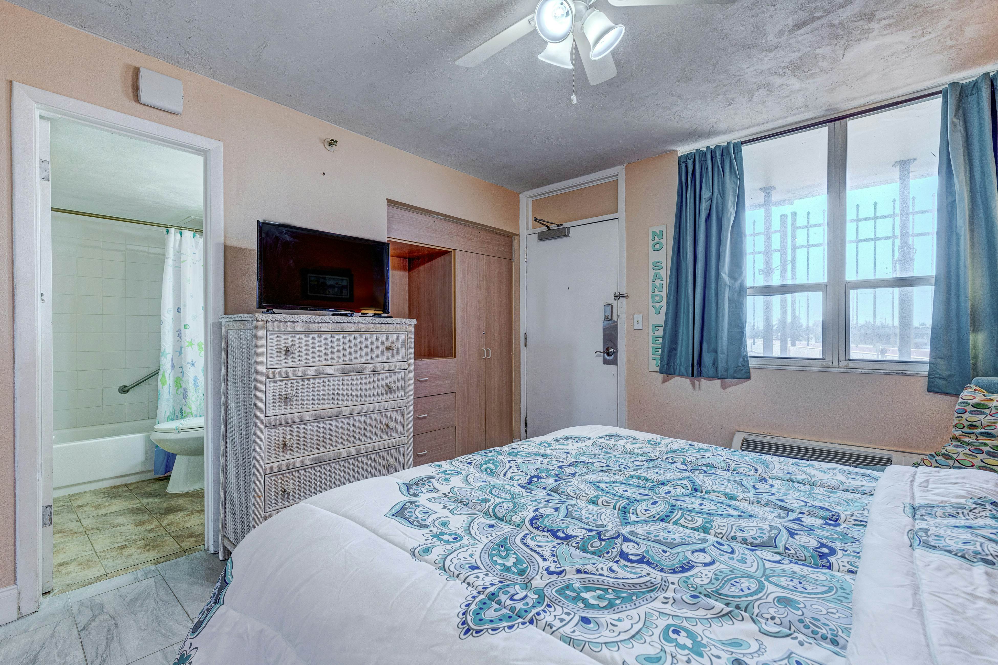 Harbour Beach Resort  219