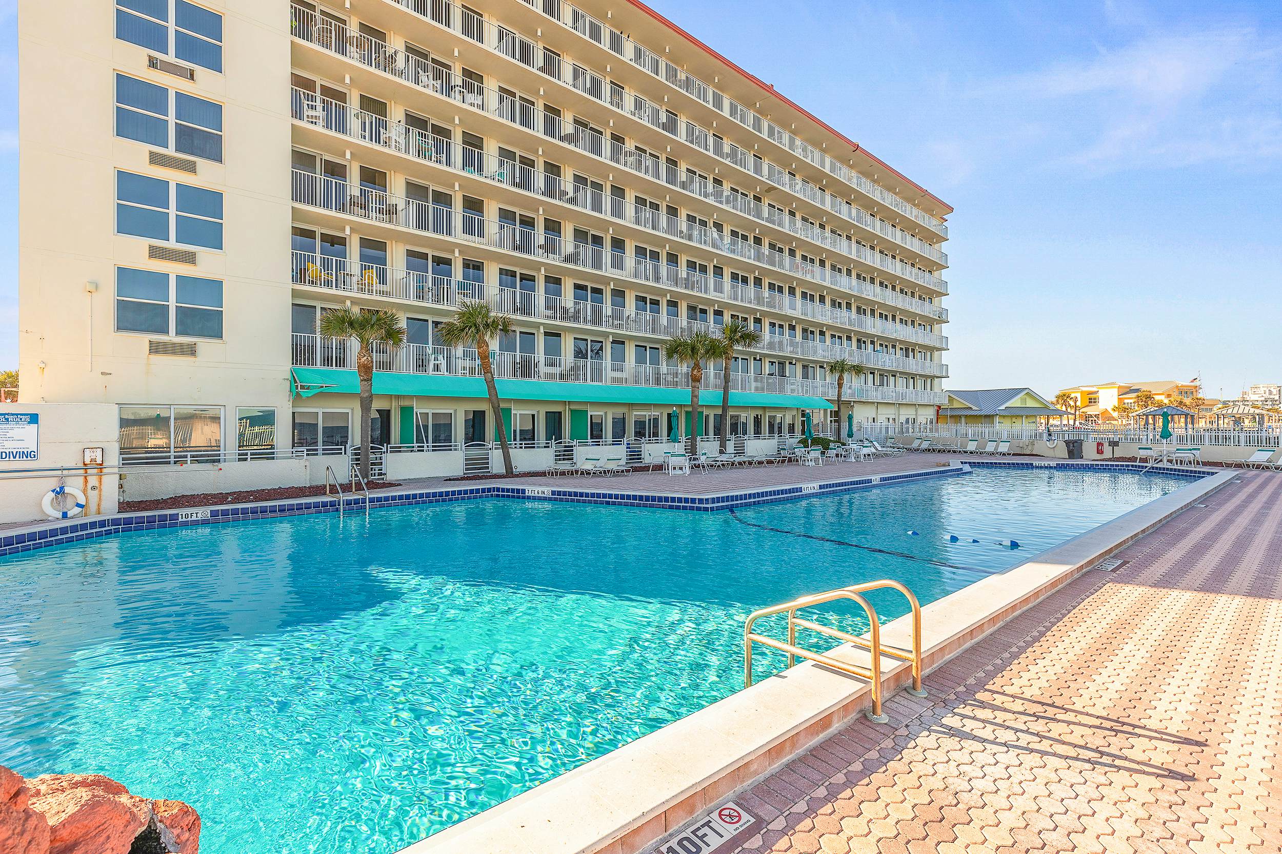 Harbour Beach Resort  219