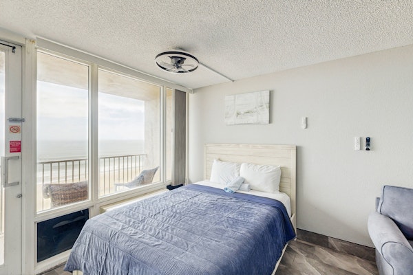 Oceanfront Studio with Balcony, Steps to the Sand, Updated & Cozy