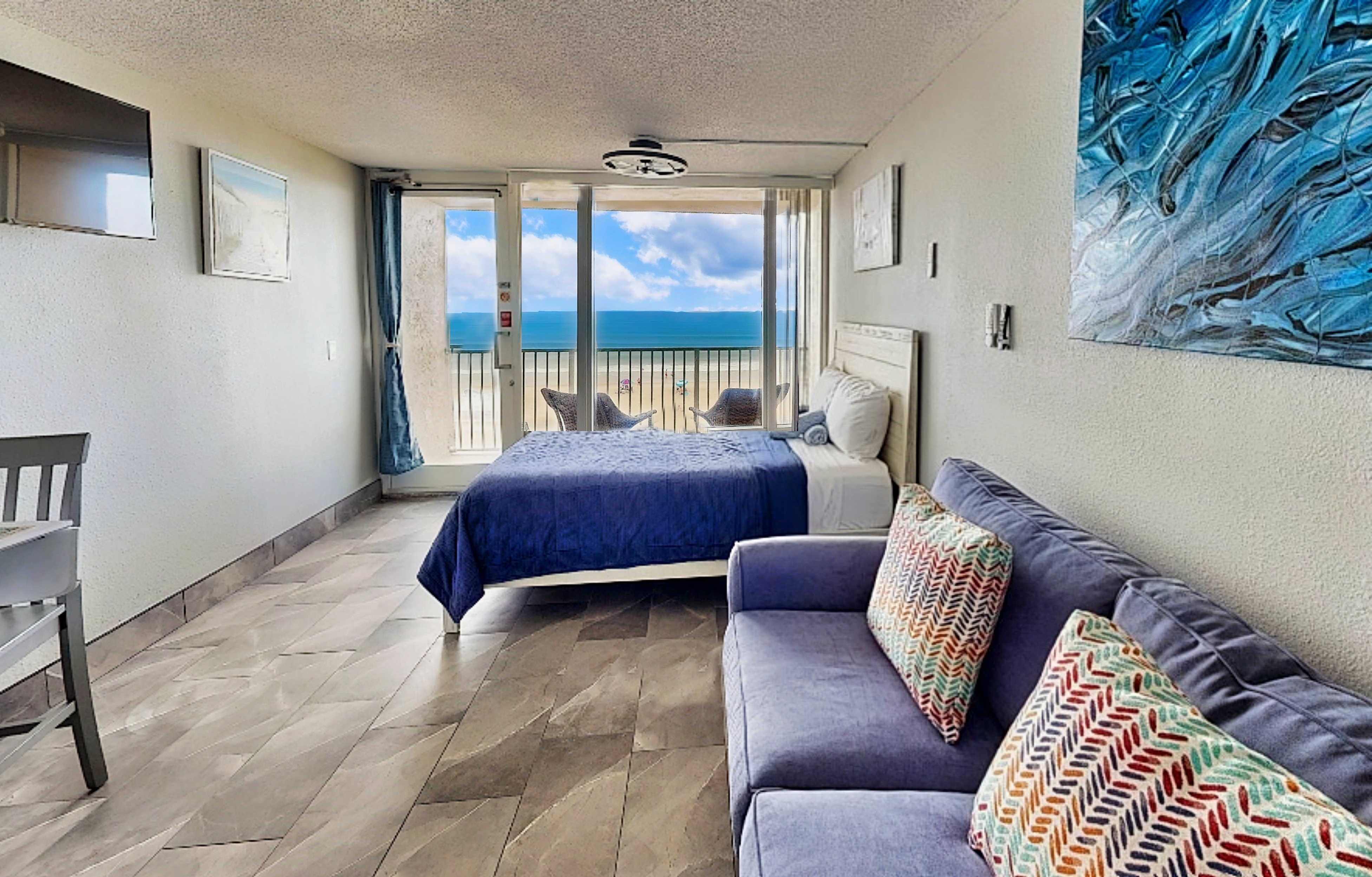 Oceanfront Studio with Balcony, Steps to the Sand, Updated & Cozy