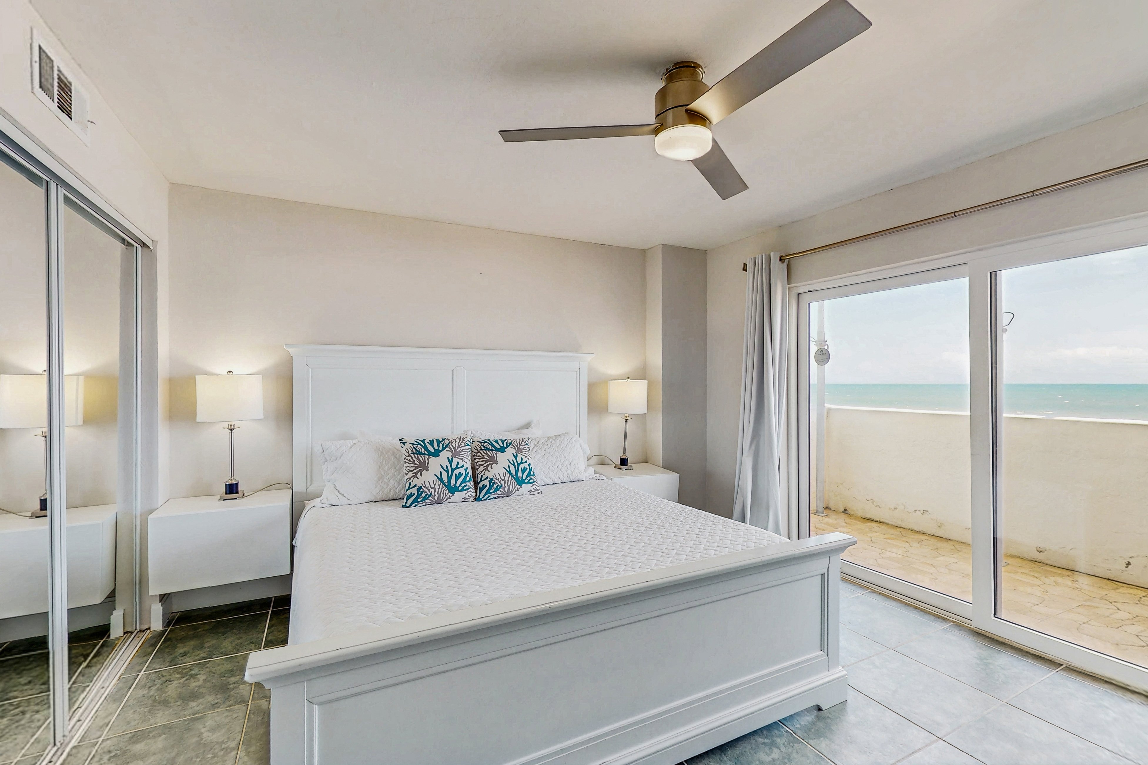 Oceanfront Condo w/ Balcony, Pool, & Beach Access – Modern Comforts