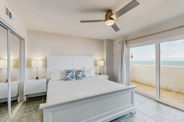 Oceanfront Condo w/ Balcony, Pool, & Beach Access – Modern Comforts