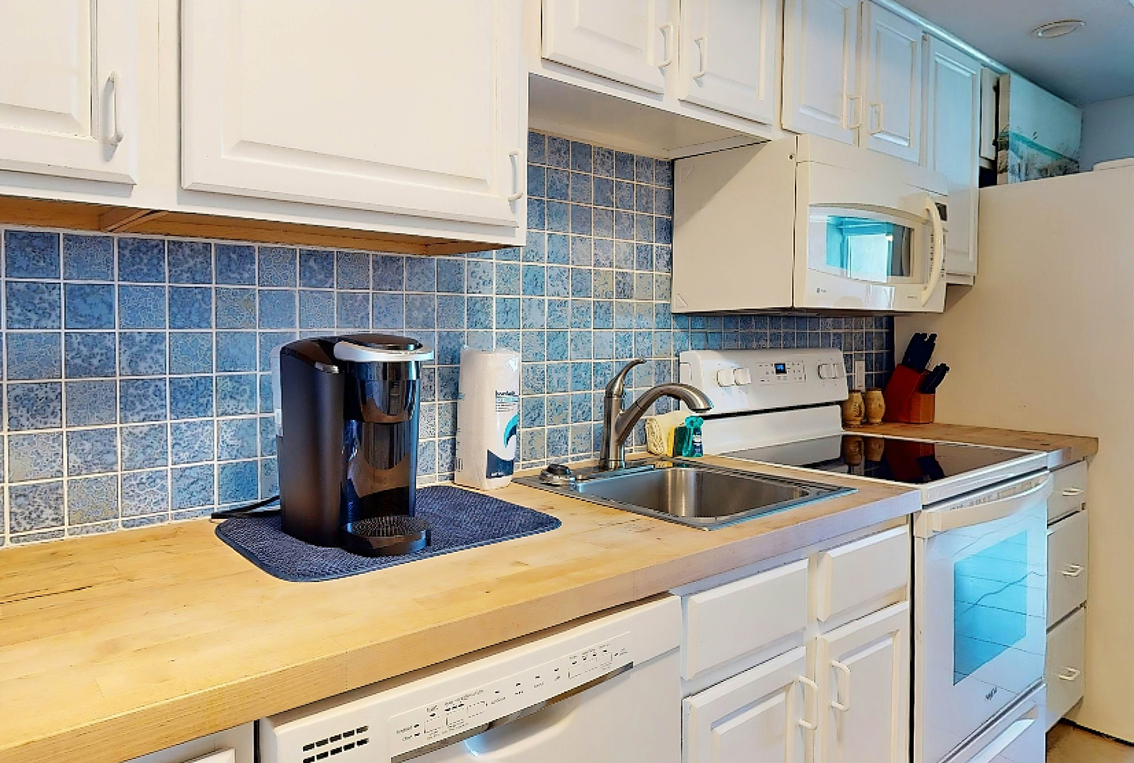 Pirates Cove 619 - Oceanfront Serenity