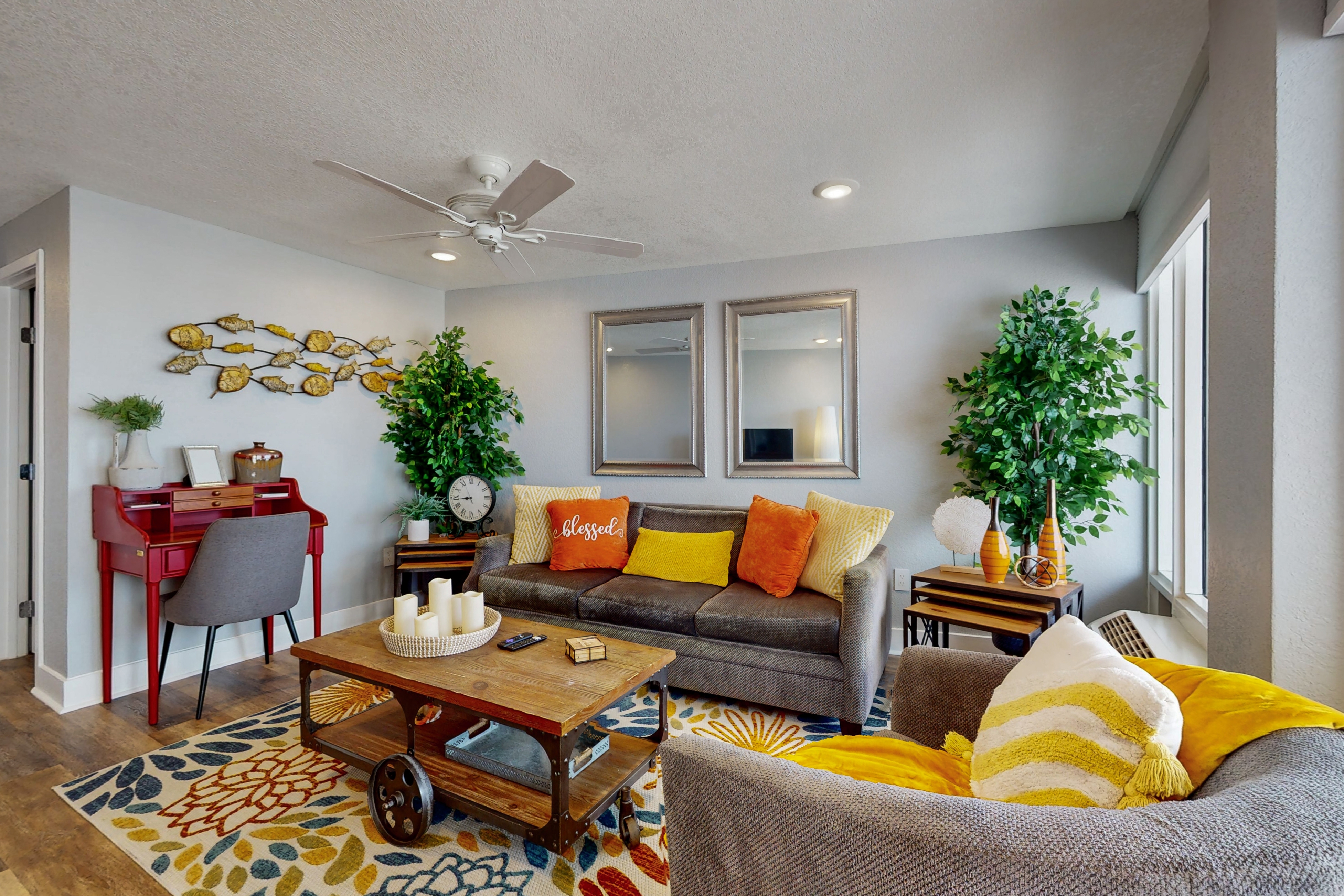Family-Friendly Condo w/ Balcony, Beach Access & Walkable Dining